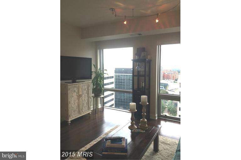 THE WATERVIEW - Residential Lease