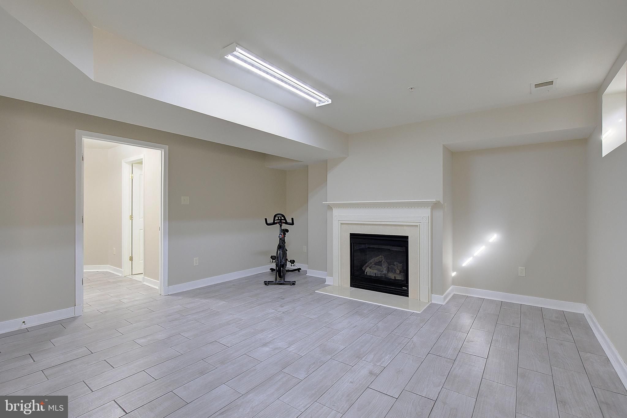 CATONSVILLE MEWS - Residential