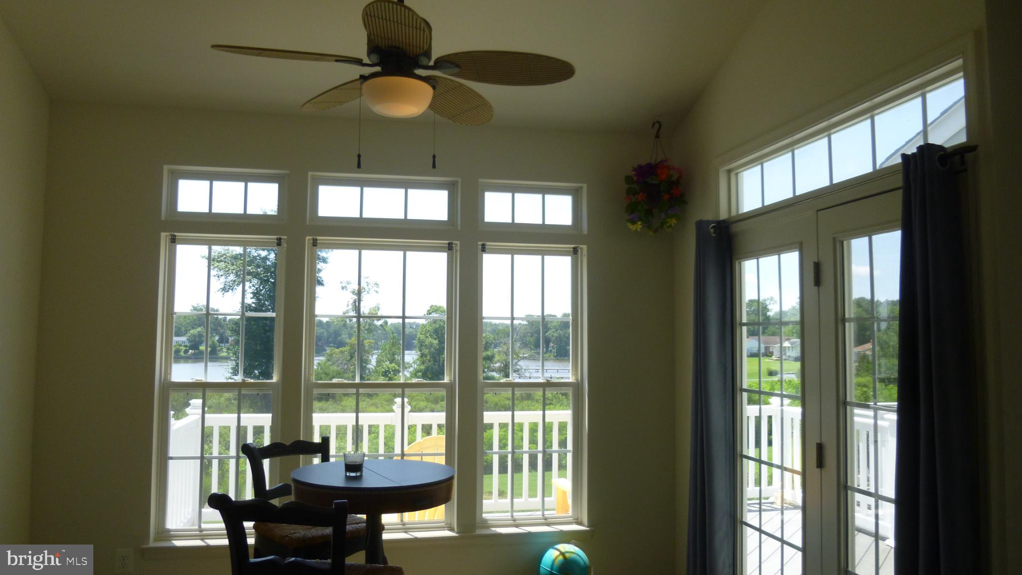 MONROE POINT TOWNHOUSES - Residential