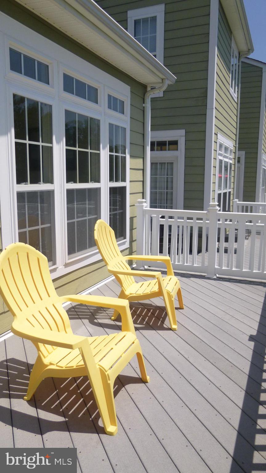 MONROE POINT TOWNHOUSES - Residential