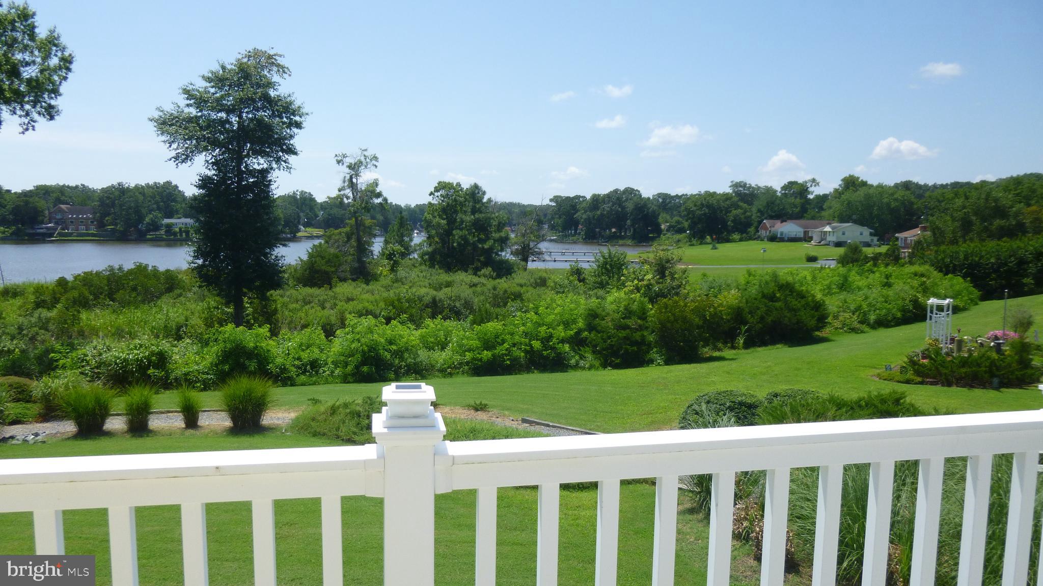 MONROE POINT TOWNHOUSES - Residential