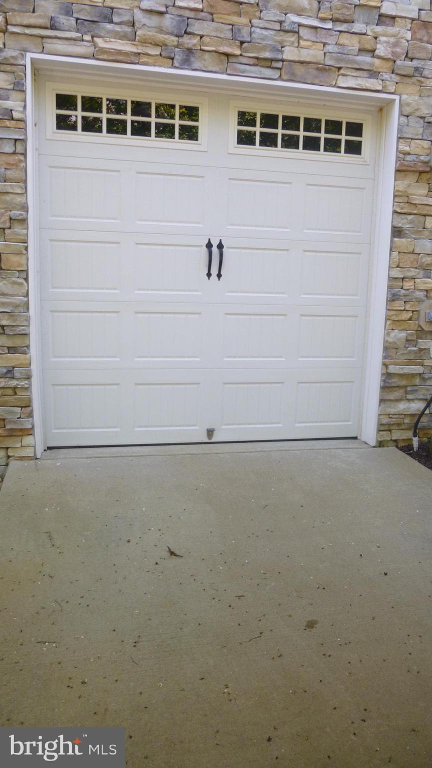 MONROE POINT TOWNHOUSES - Residential