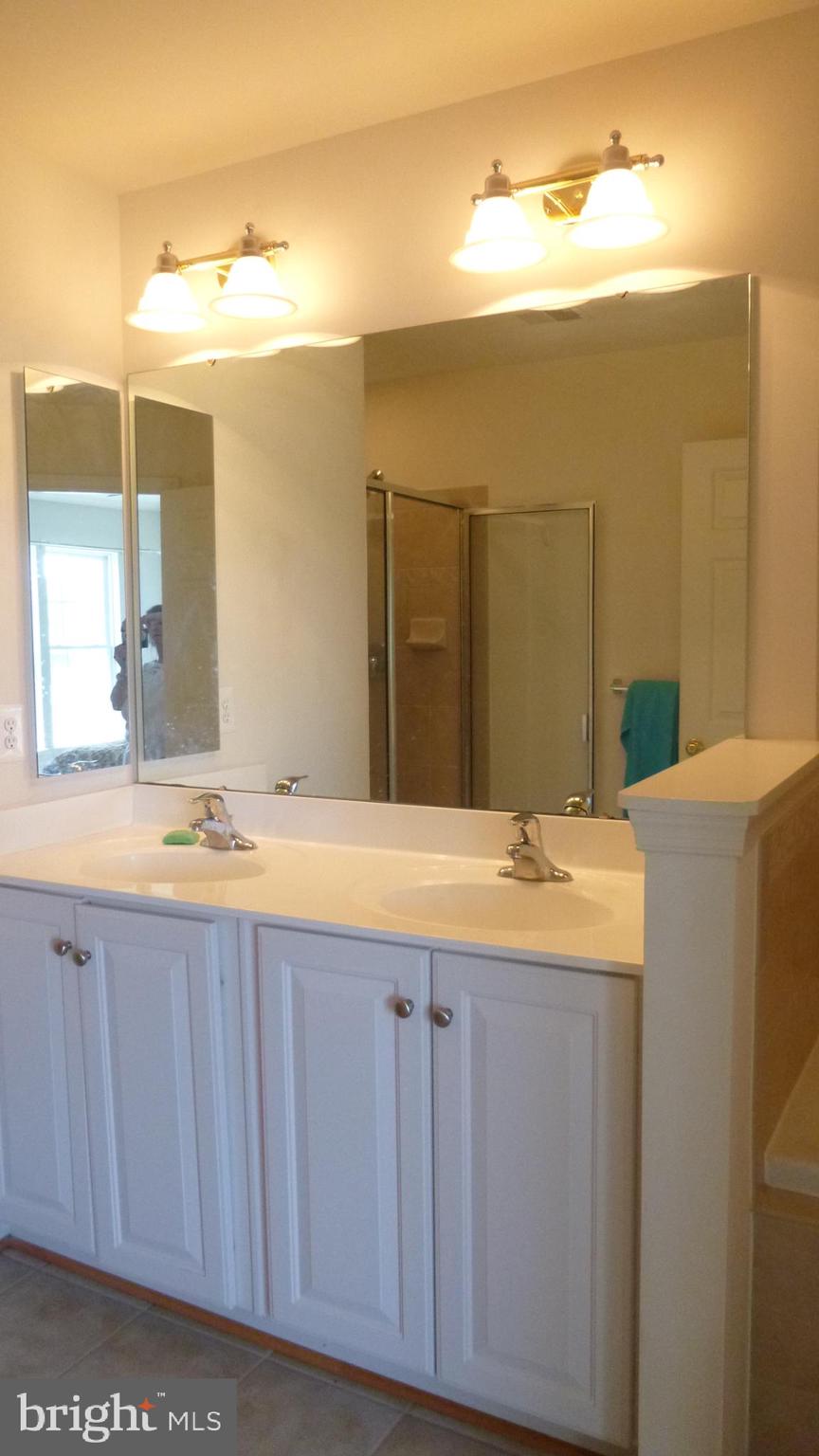 MONROE POINT TOWNHOUSES - Residential