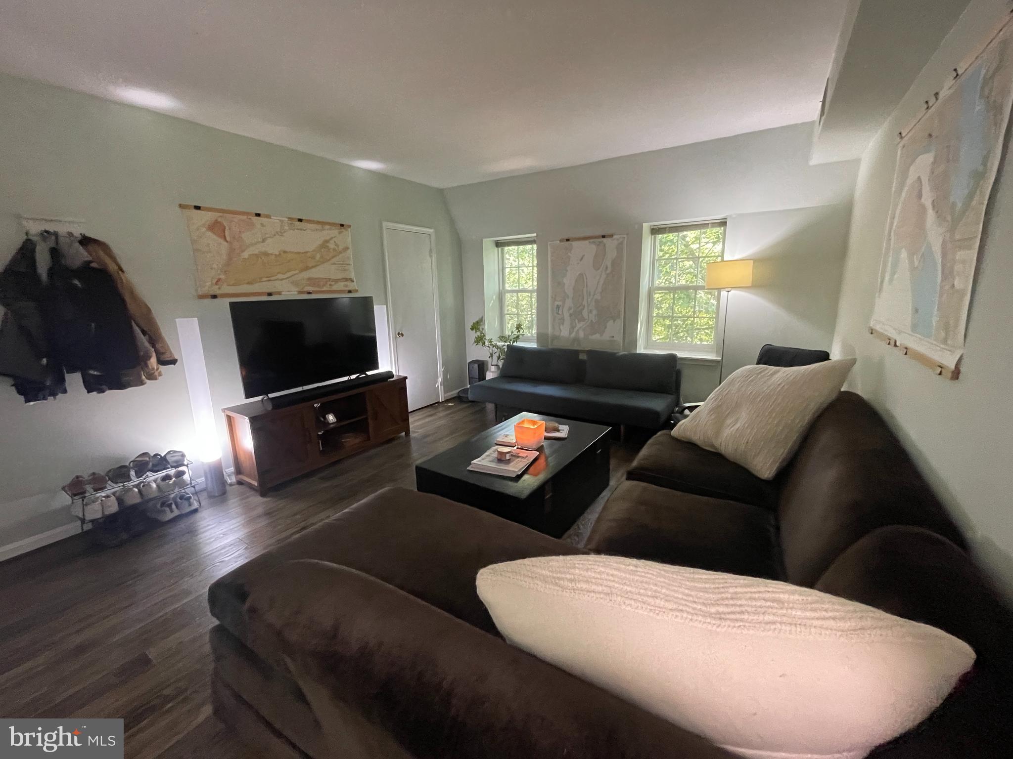 1744 N RHODES STREET 5-310