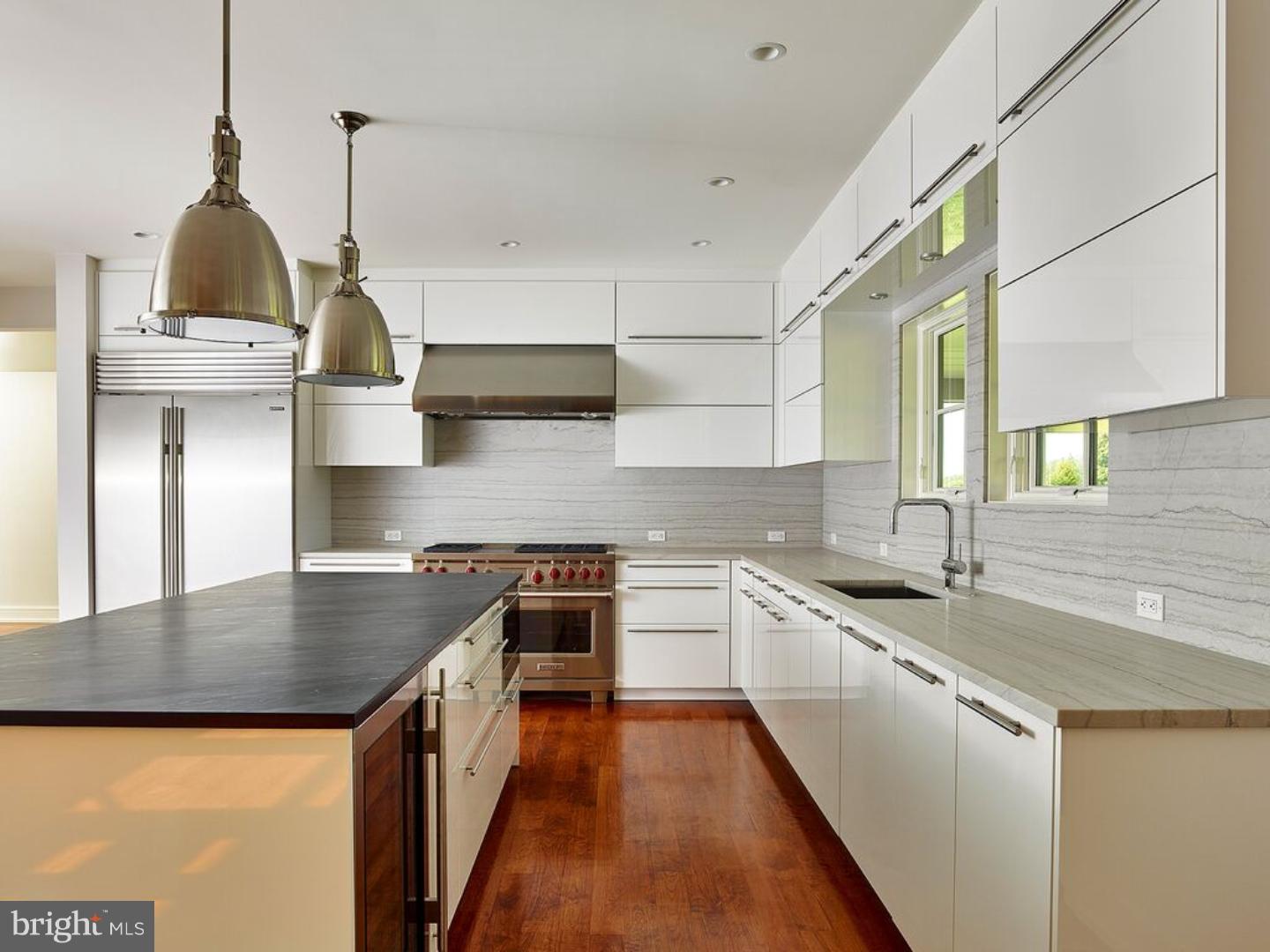 CHESTNUT HILL - Residential