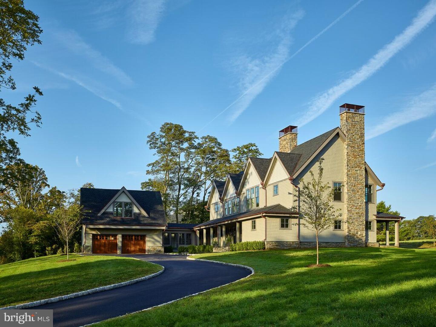 CHESTNUT HILL - Residential