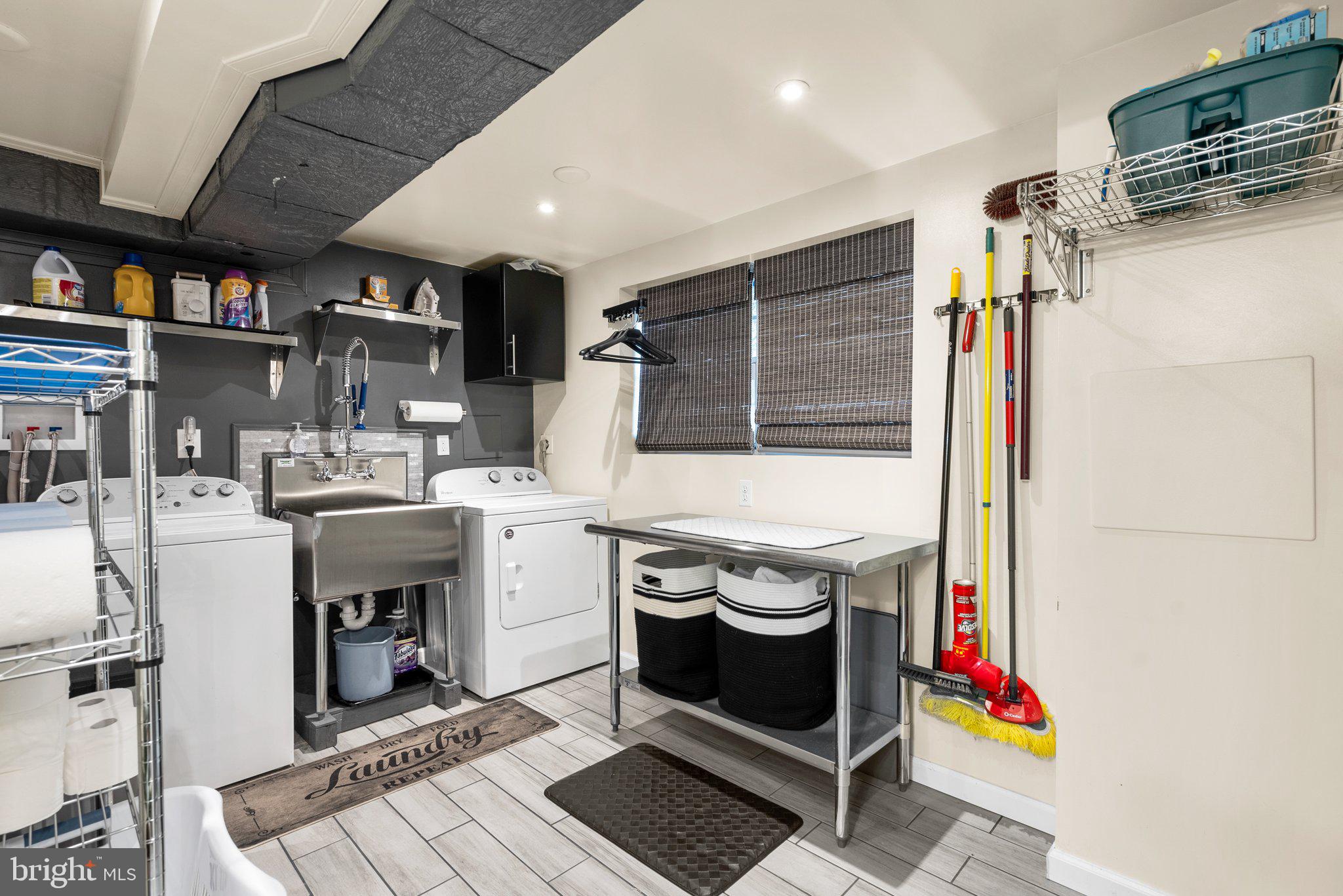 GERMANTOWN VIEW - Residential