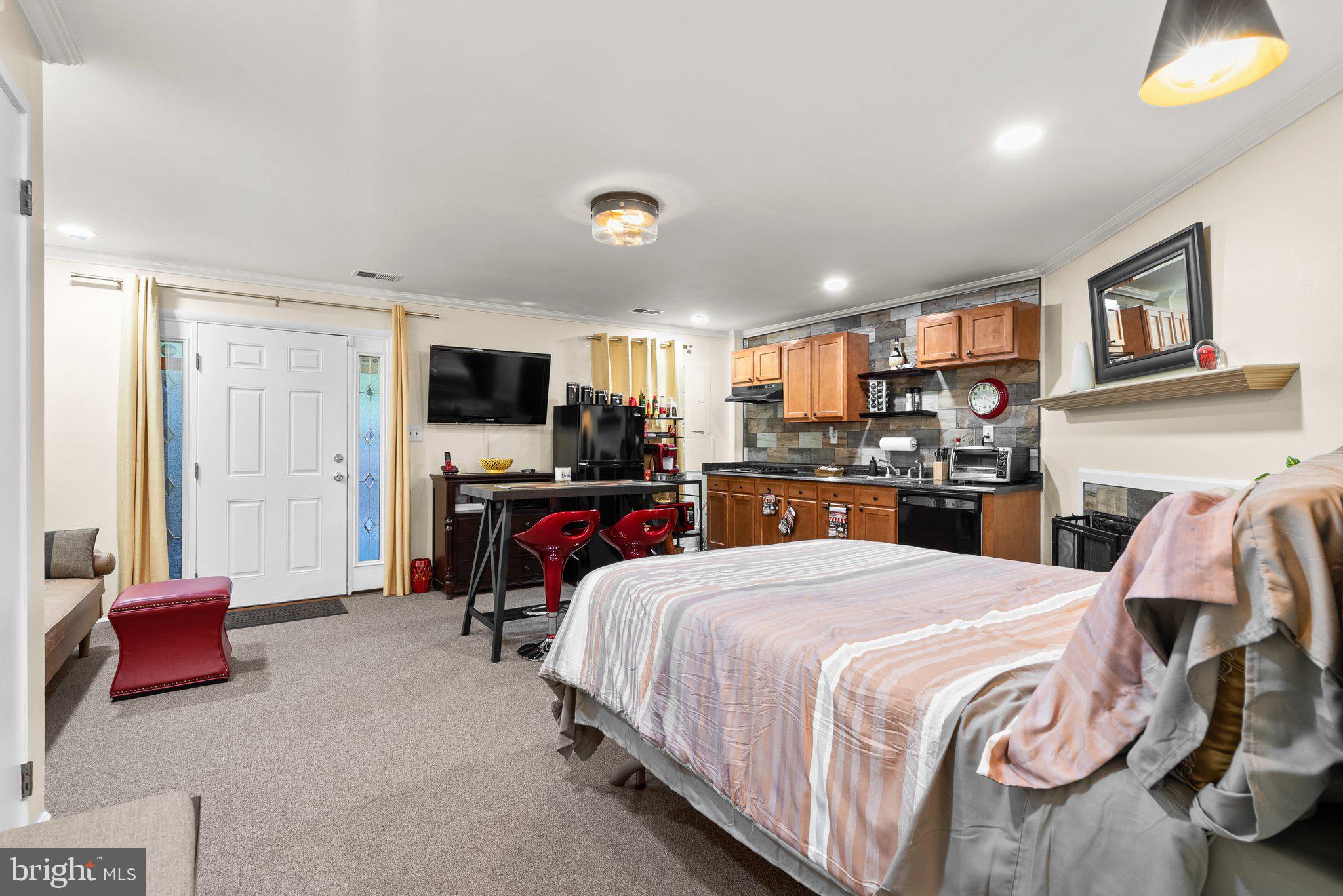 GERMANTOWN VIEW - Residential