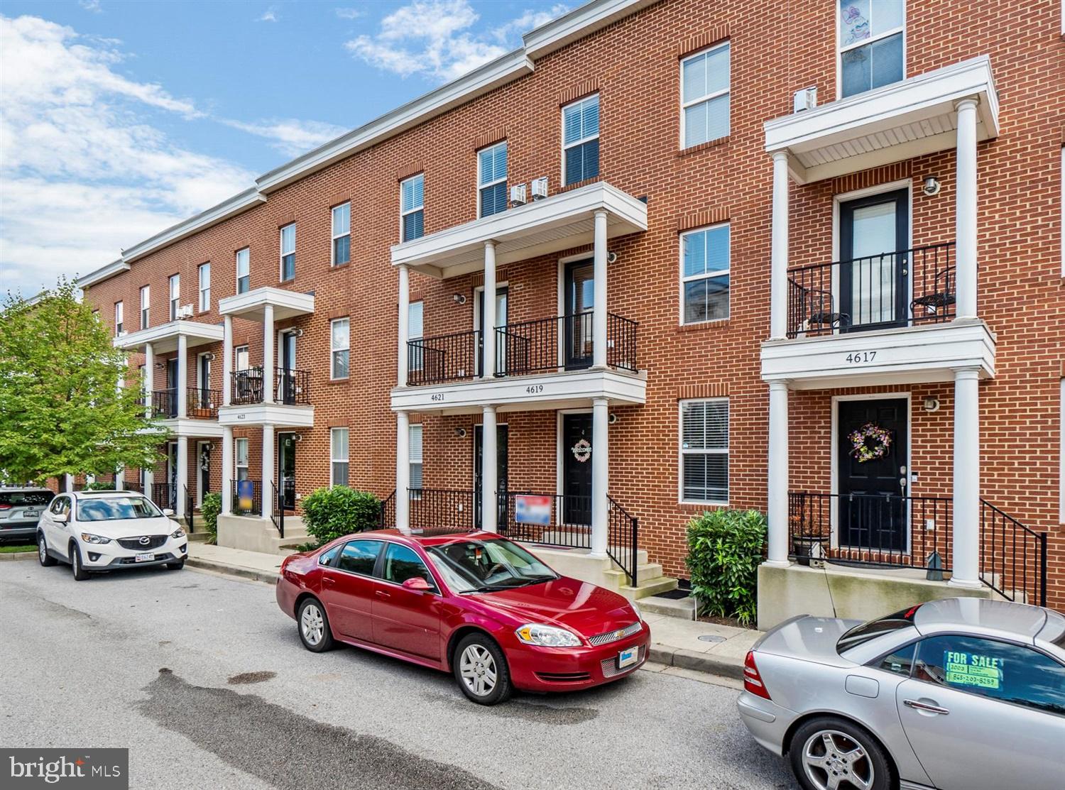 ATHENA SQUARE - Residential