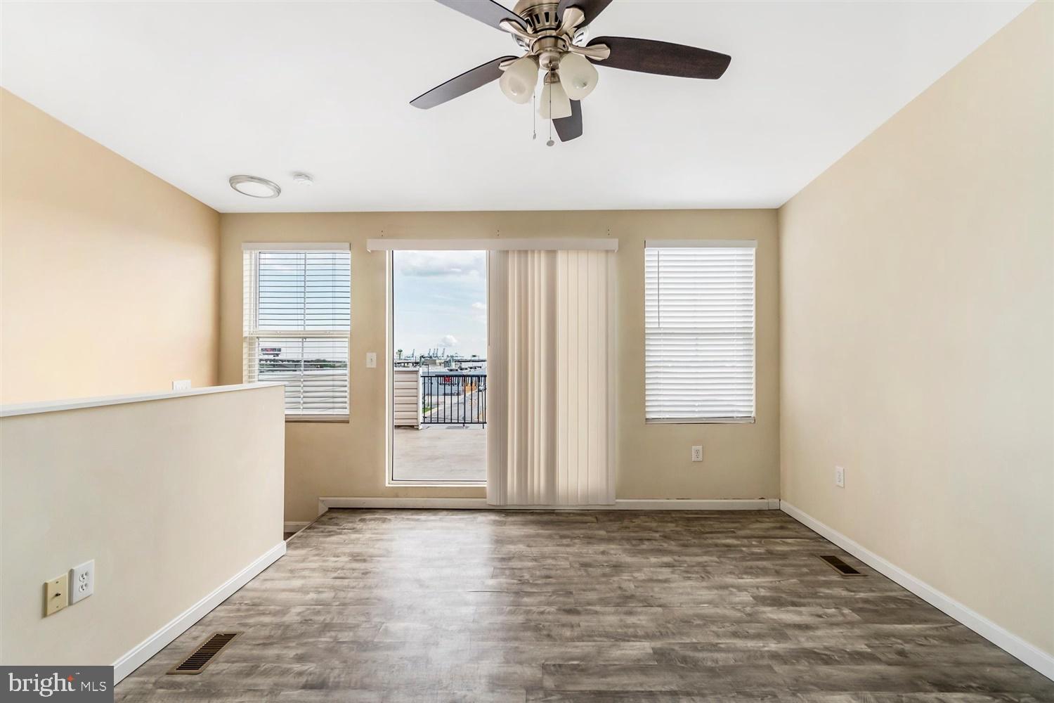 ATHENA SQUARE - Residential