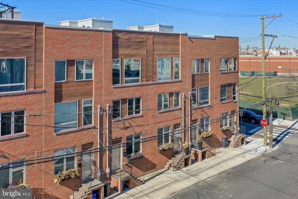 Photo of 2650 E Huntingdon Street, PHILADELPHIA, PA 19125 (MLS # PAPH2591636)