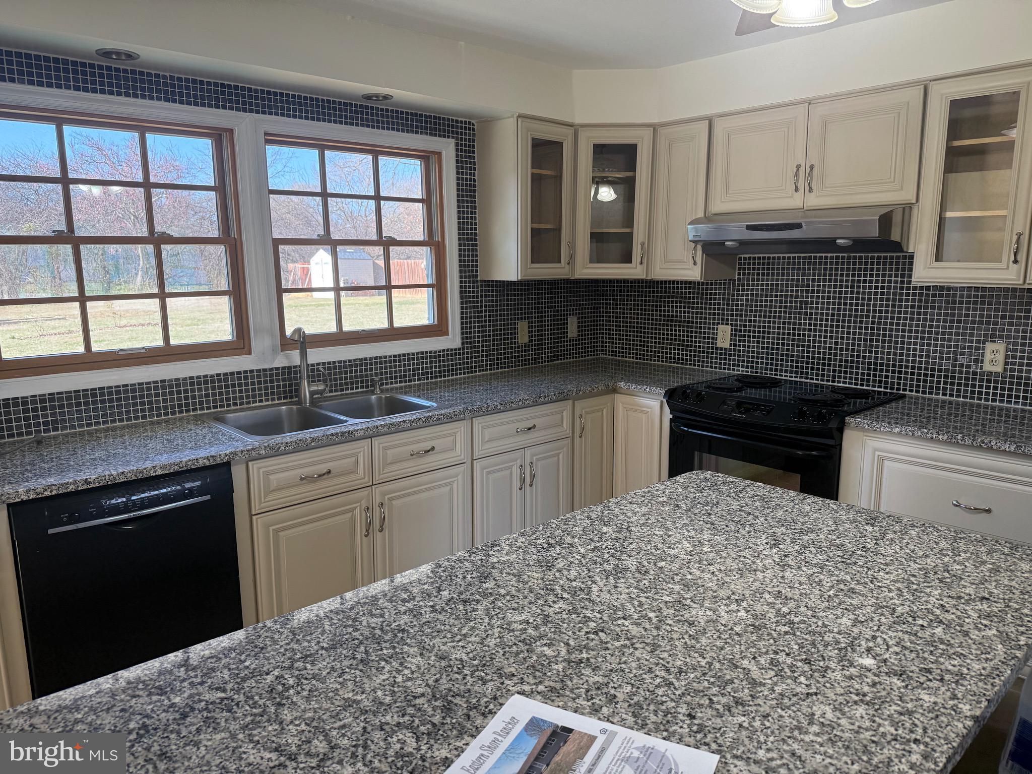 CHURCH HILL - Residential