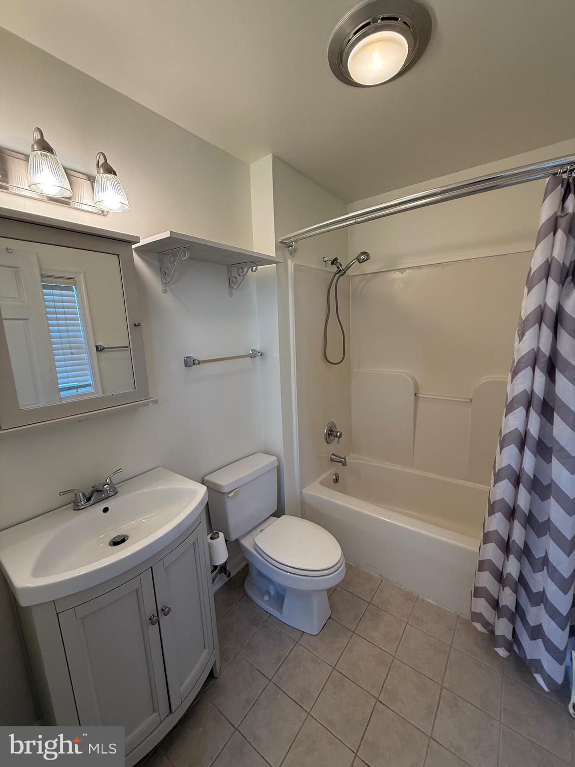 CHURCH HILL - Residential