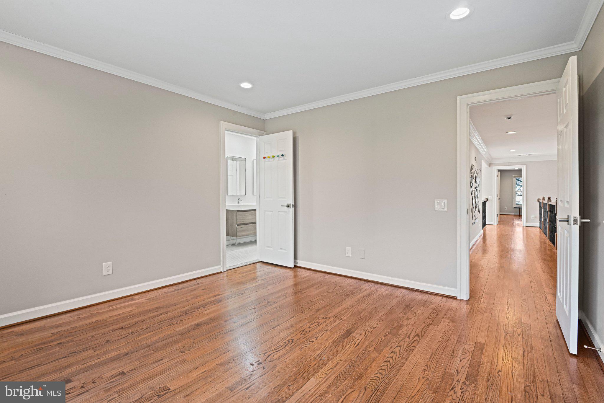 SMC MCLEAN - Residential