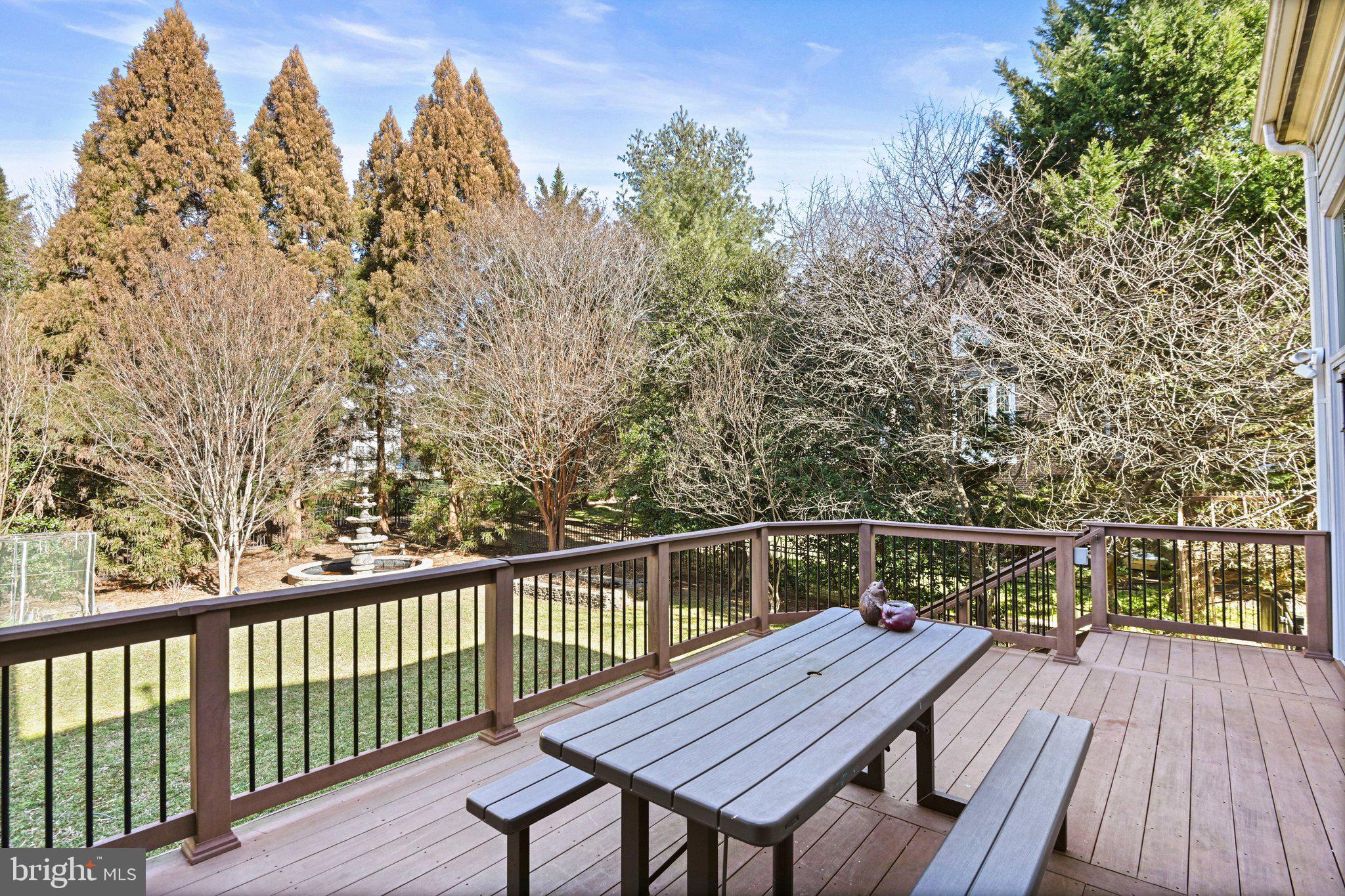 SMC MCLEAN - Residential