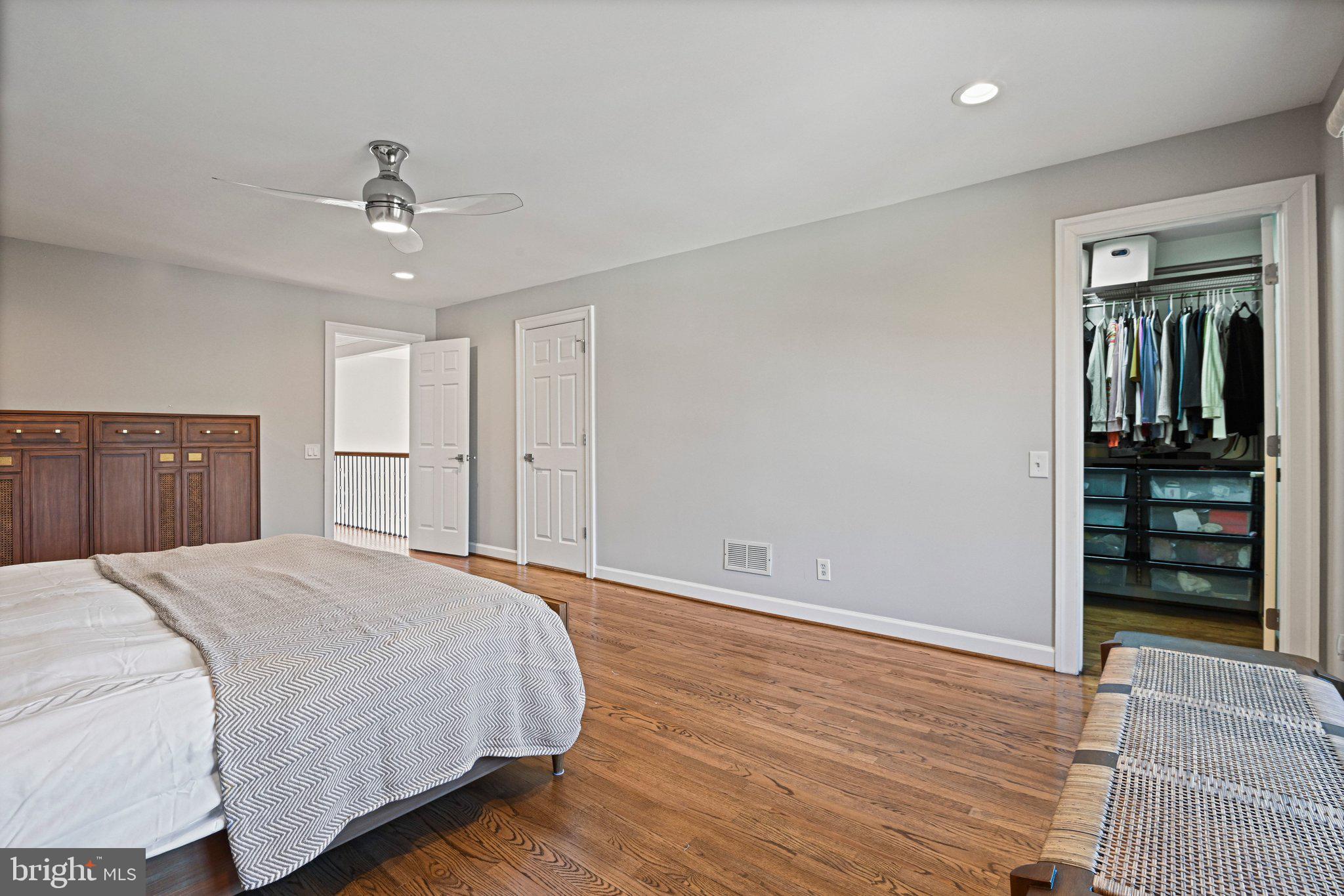 SMC MCLEAN - Residential