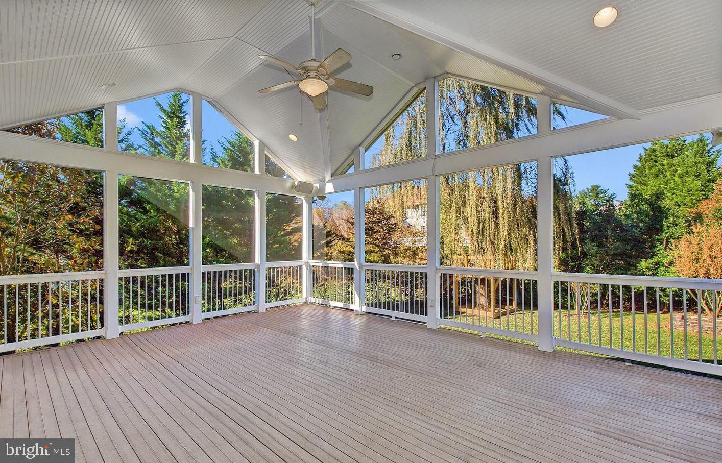 SMC MCLEAN - Residential