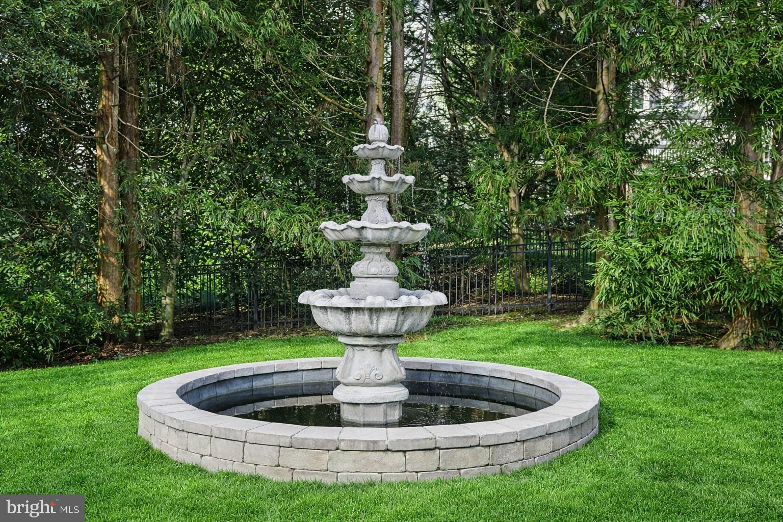 SMC MCLEAN - Residential