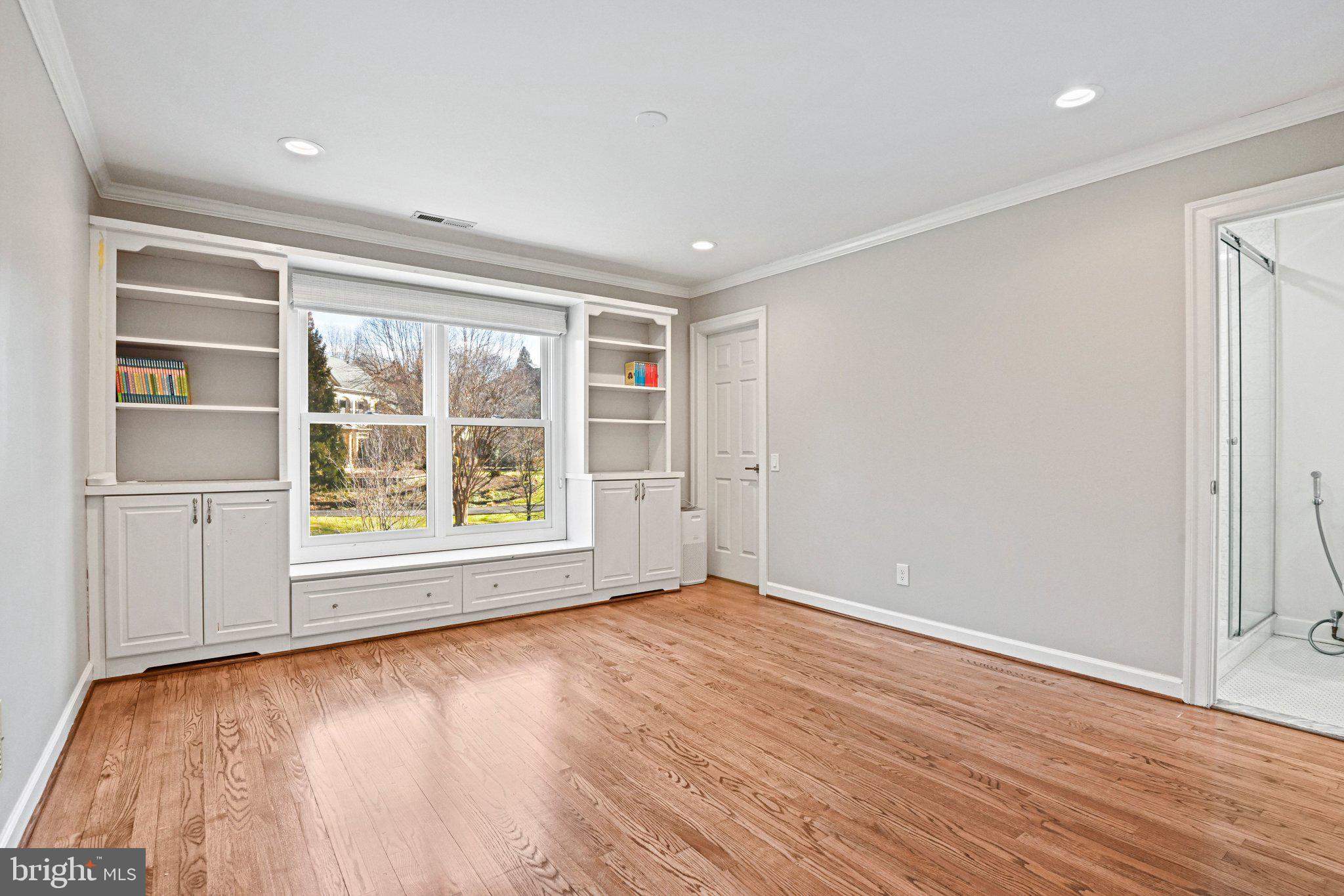 SMC MCLEAN - Residential