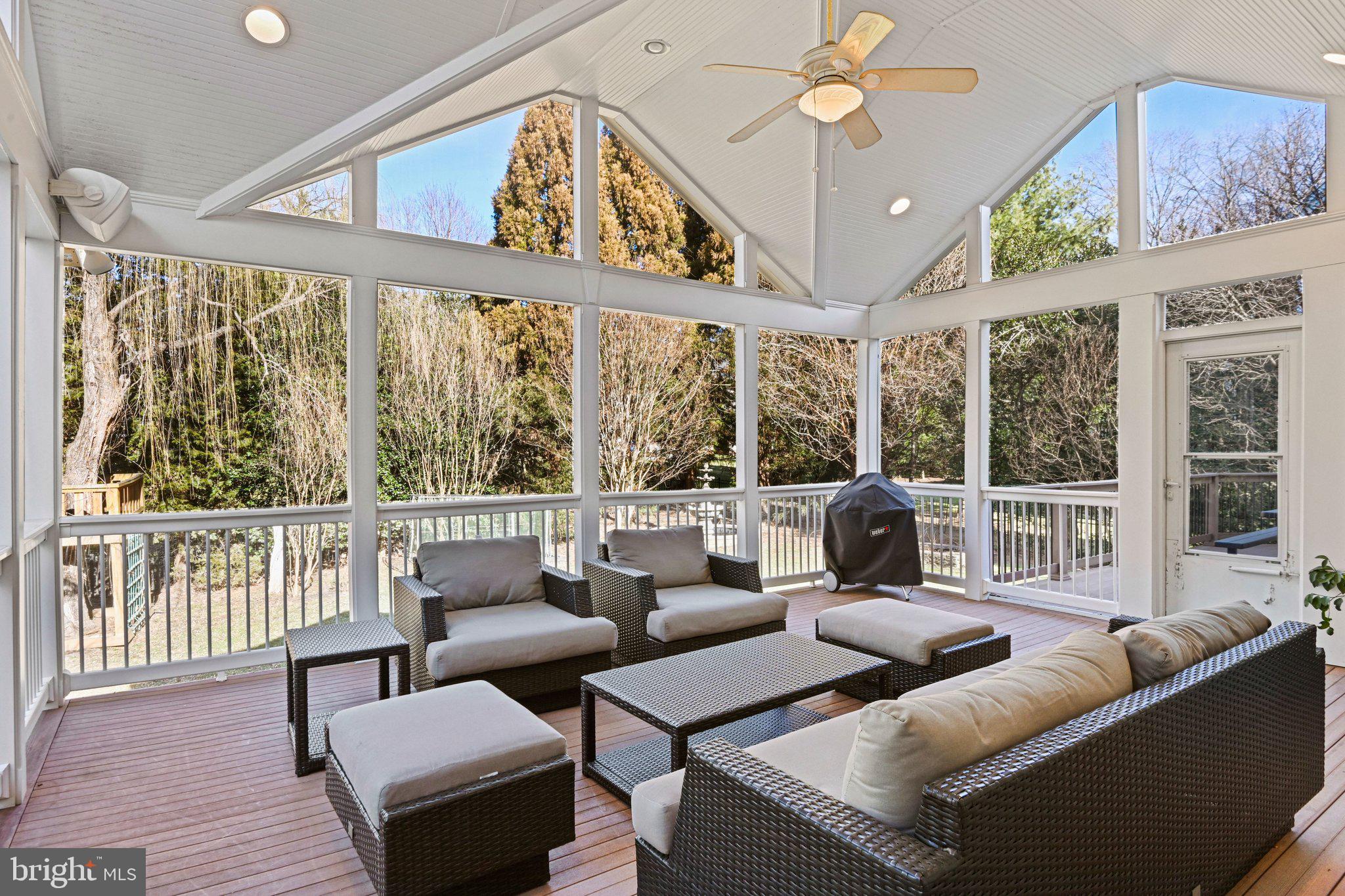 SMC MCLEAN - Residential