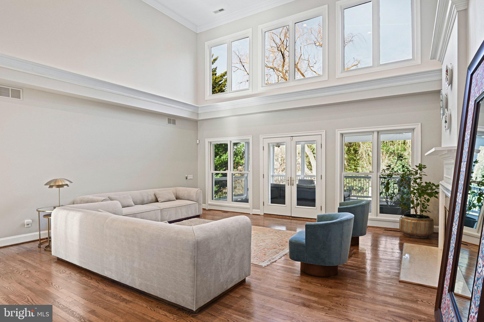 SMC MCLEAN - Residential