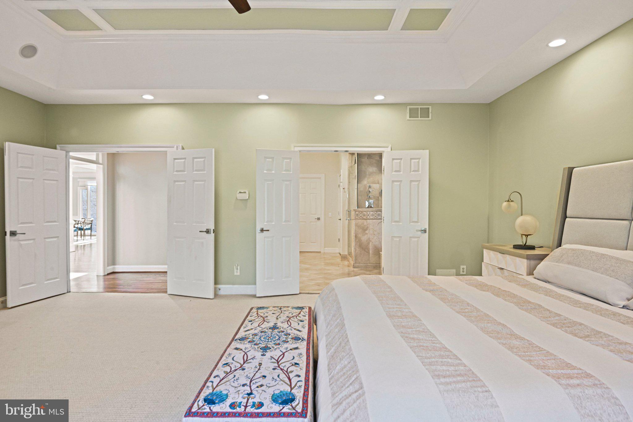 SMC MCLEAN - Residential