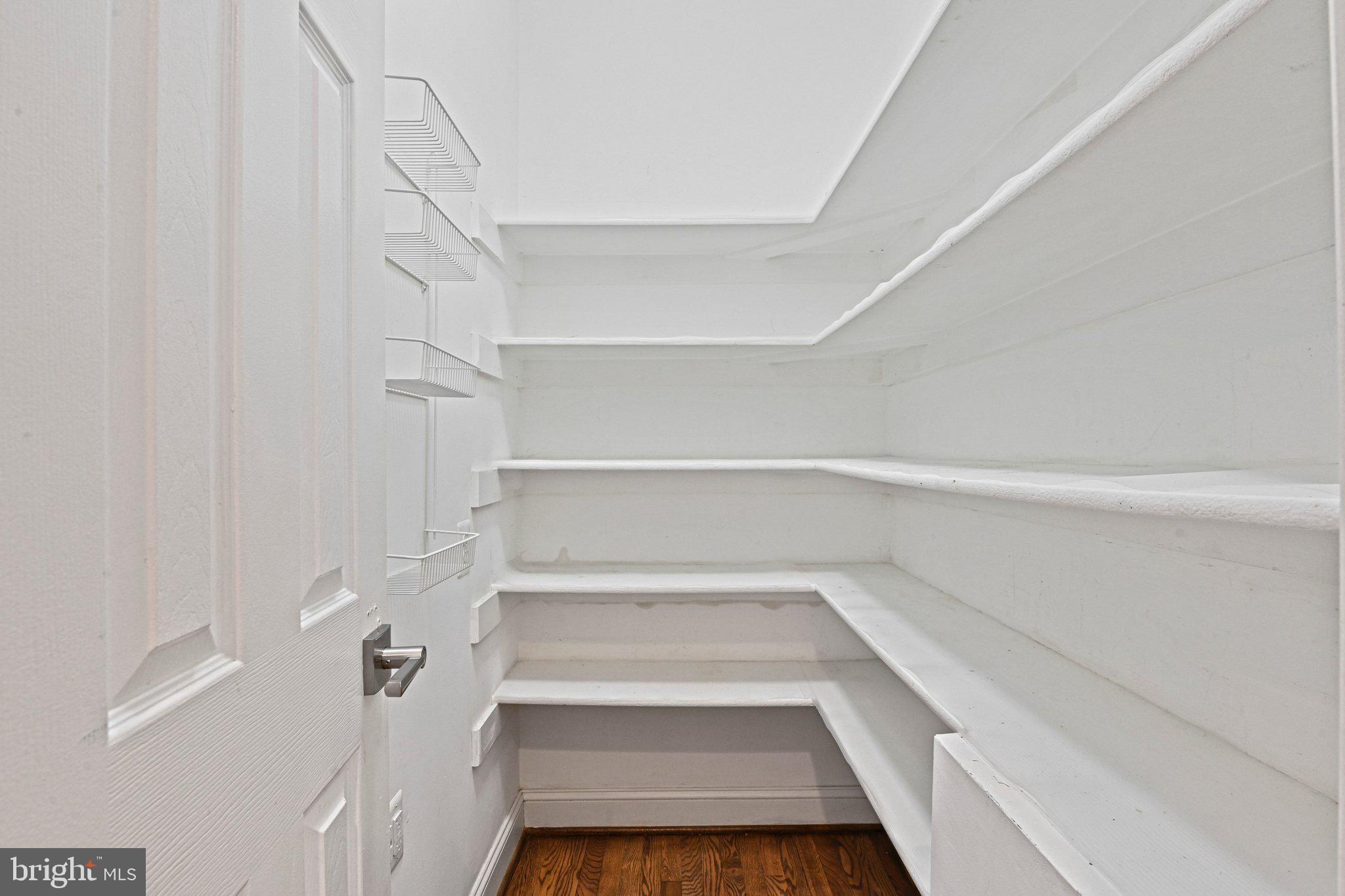 SMC MCLEAN - Residential