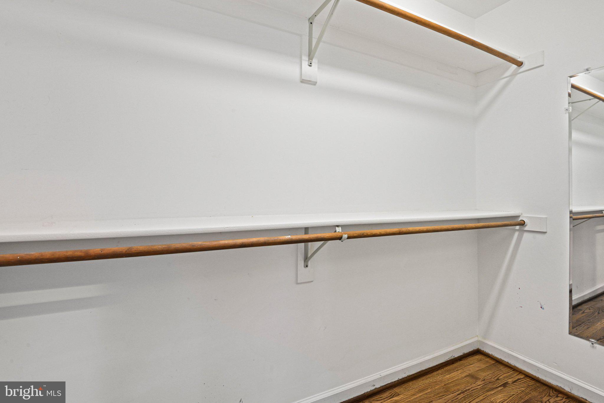 SMC MCLEAN - Residential