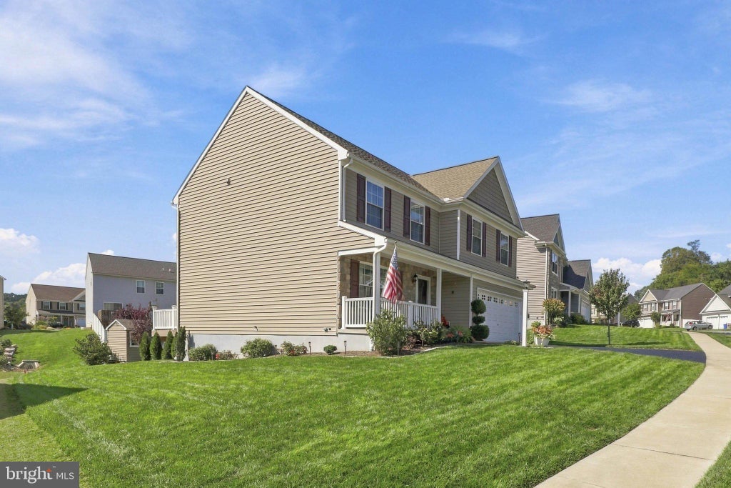 Photo of 215 Darlington Court, NEW PROVIDENCE, PA 17560 (MLS # PALA2096086)