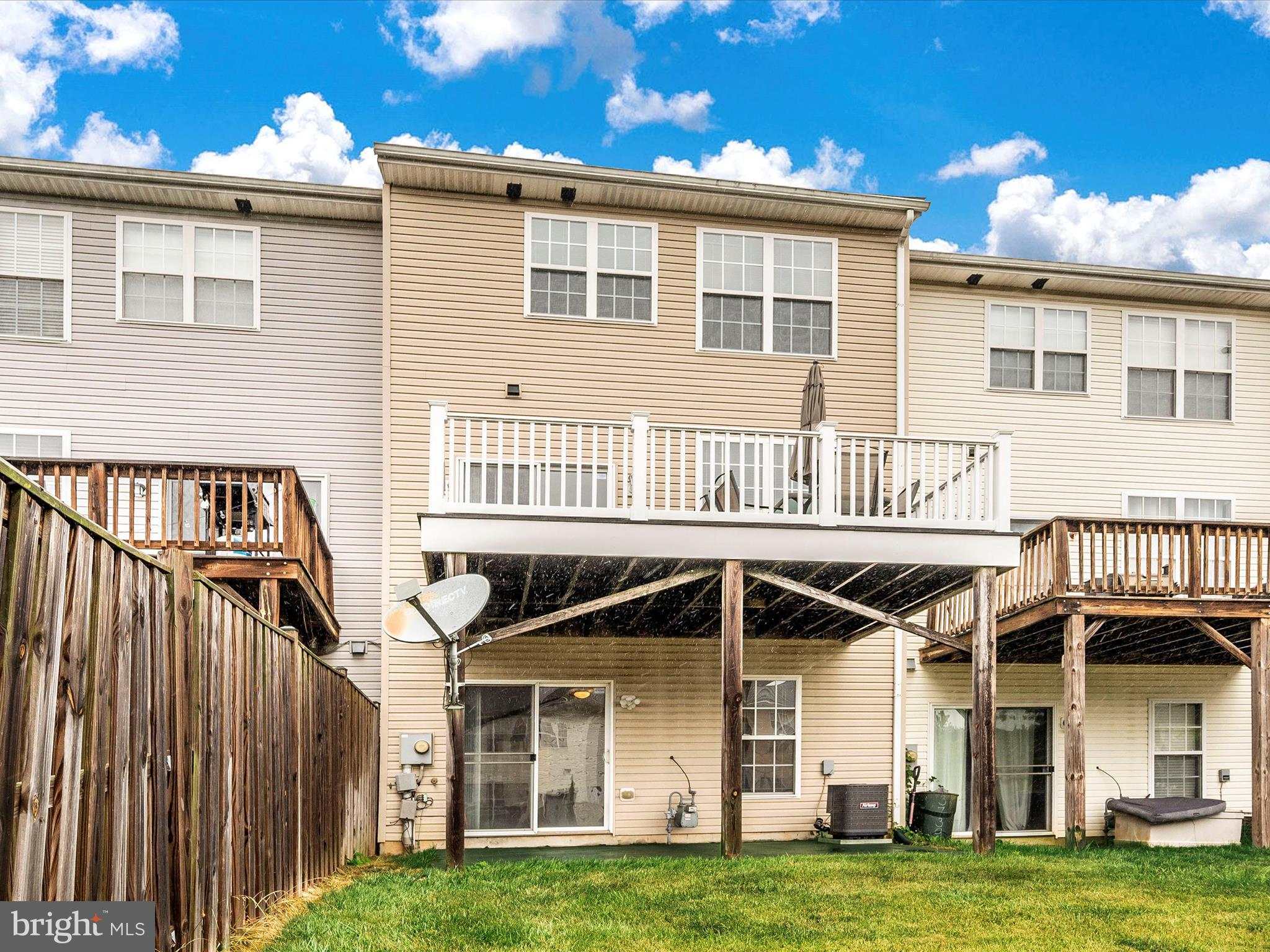 VILLAGES OF URBANA - Residential