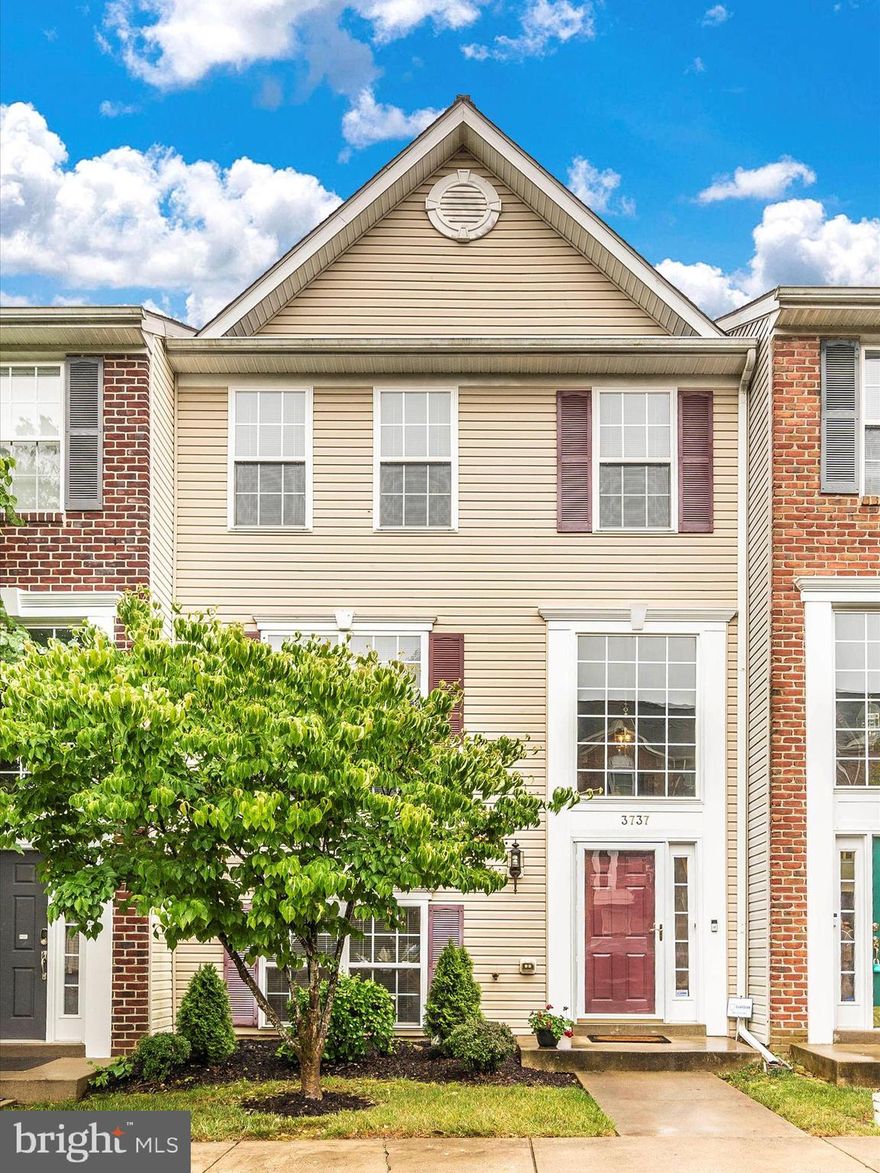 Welcome to this townhouse in the desirable Villages of Urbana. The main level features an open floor plan with a spacious living room, dining area and kitchen. Upstairs you will find the primary suite with two walk-in closets and attached bathroom with soaking tub, as well as two additional bedrooms and a full bathroom. The walkout basement includes a fourth bedroom, full bathroom, and family room with access to the patio and backyard. The deck off the main level overlooks common area. Enjoy all the amenities that Villages has to offer, including community pools, parks, and walking trails. Walking distance to all the Urbana feeder schools. Conveniently located near shopping, dining, and commuter routes. Don't miss out on this fantastic opportunity!