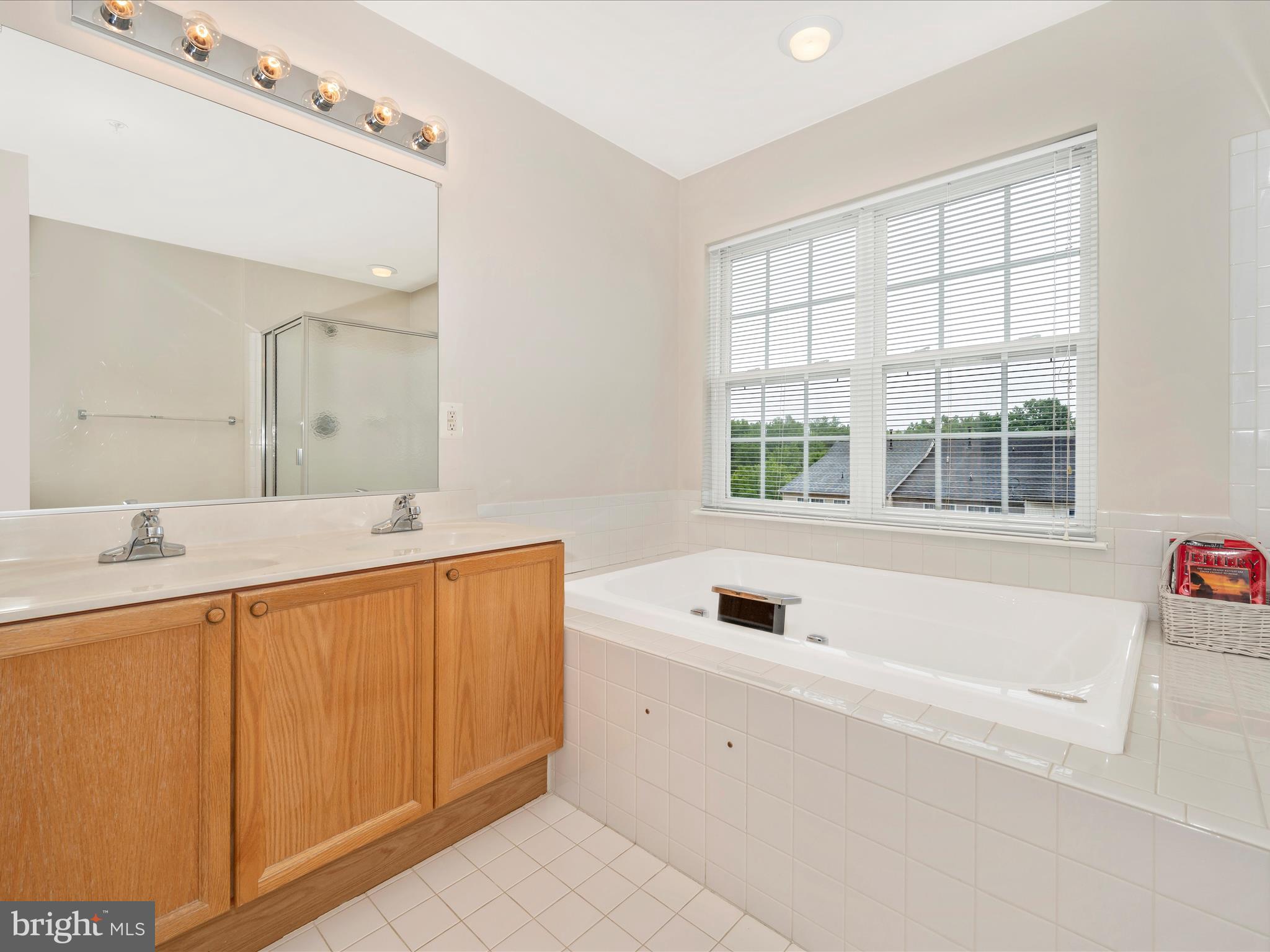 VILLAGES OF URBANA - Residential