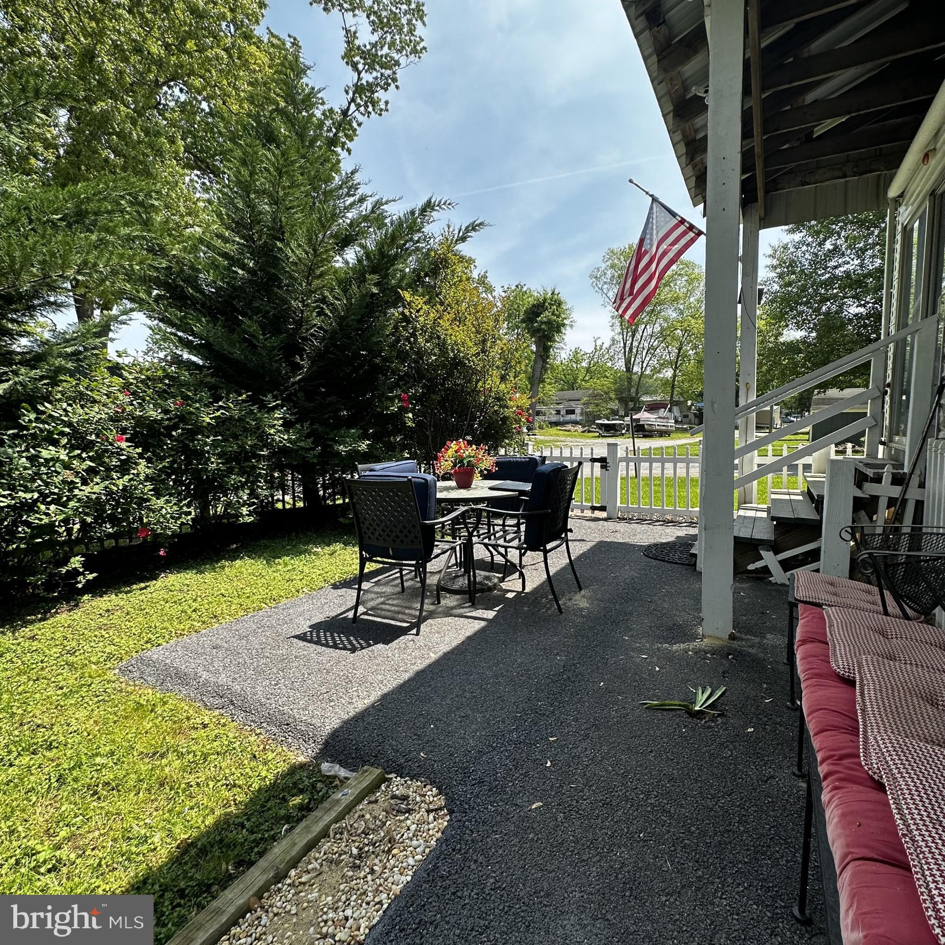 RIVER BEND - Residential