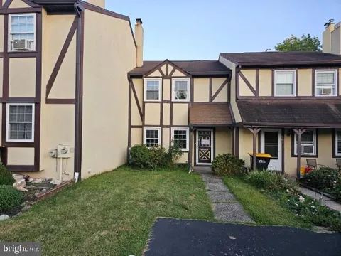 805 Sandra Lane, Norristown, PA 19403 - MLS#: PAMC2155380