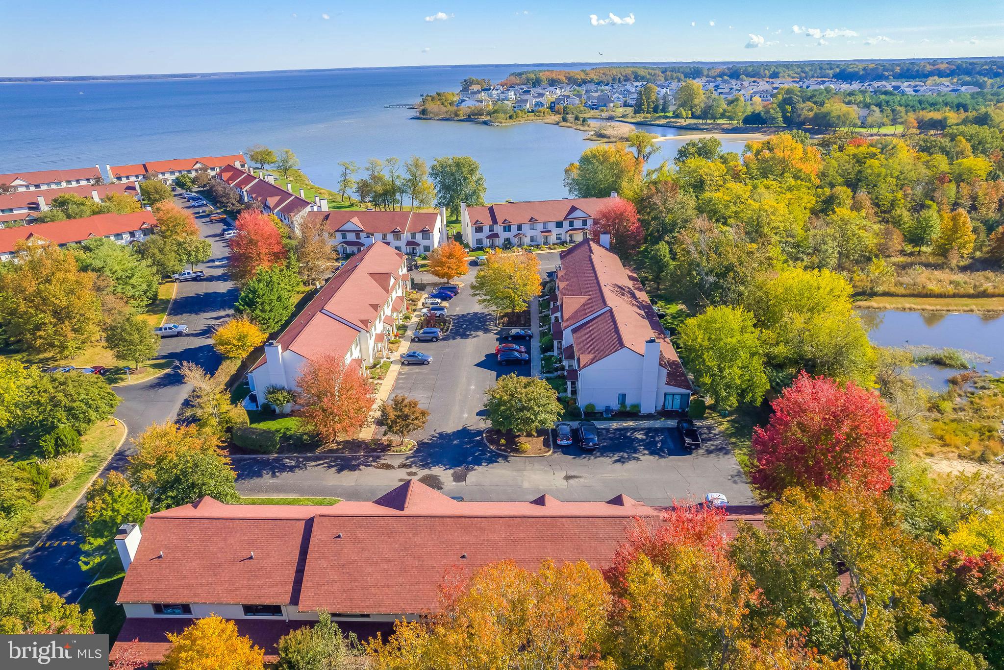 AMAZING 3 BEDROOM MODEL TOWNHOME LOADED WITH CUSTOM UPGRADES AND FINISHES!
THIS IS THE ONLY 3 BEDROOM MODEL AVAILABLE FOR SALE IN QUEENS LANDING
THIS HOME CAN BE SOLD COMPLETELY FURNISHED
CALL TODAY BEFORE ITS GONE