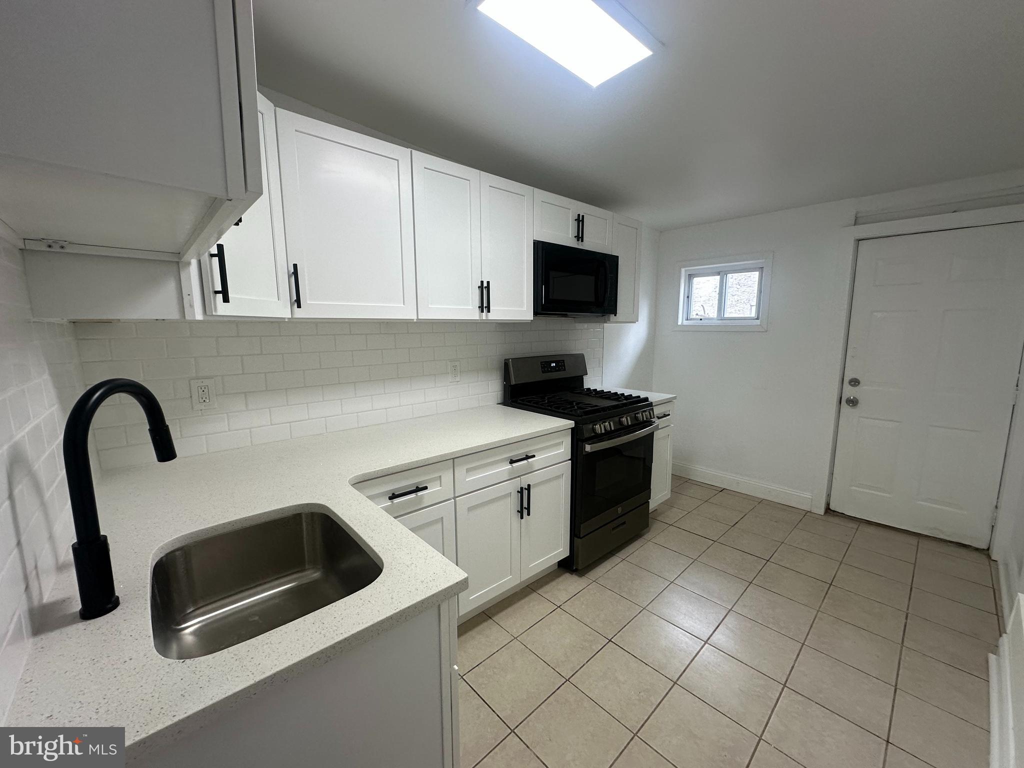 NORRIS SQUARE - Residential