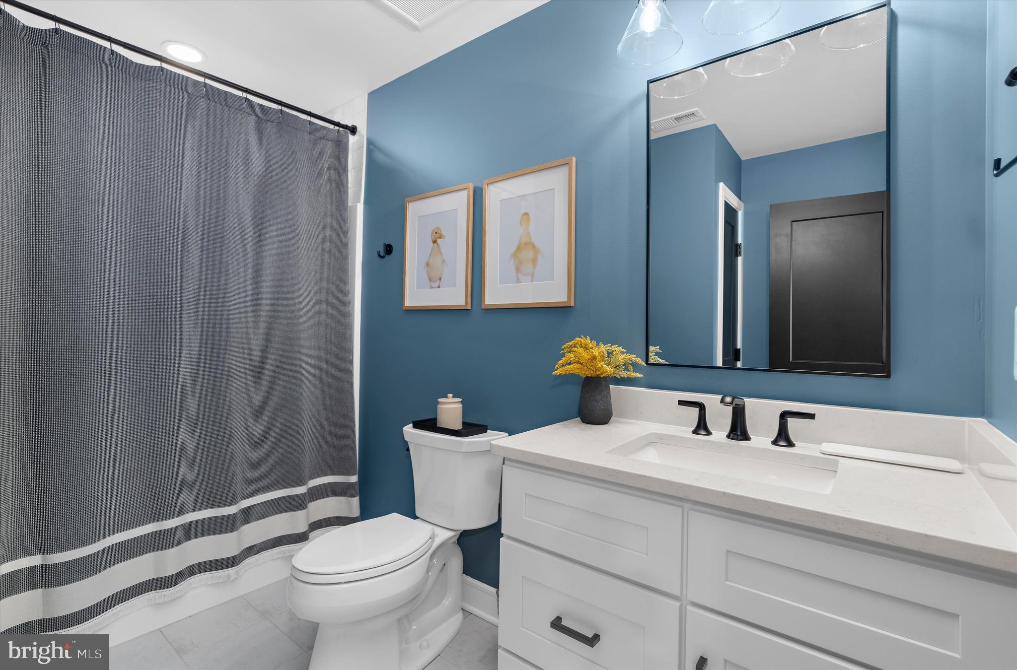 EASTON VILLAGE - Residential