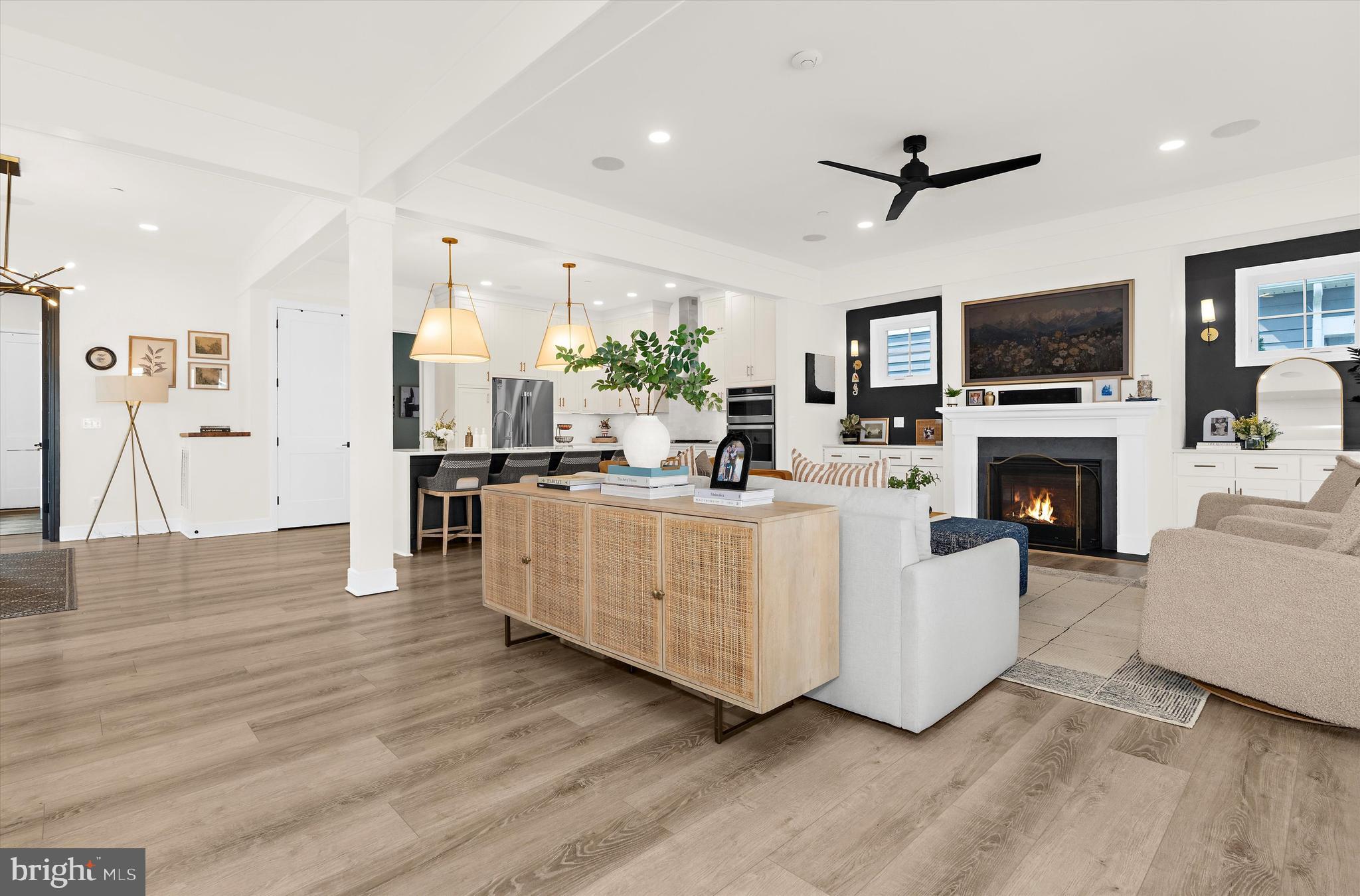 EASTON VILLAGE - Residential