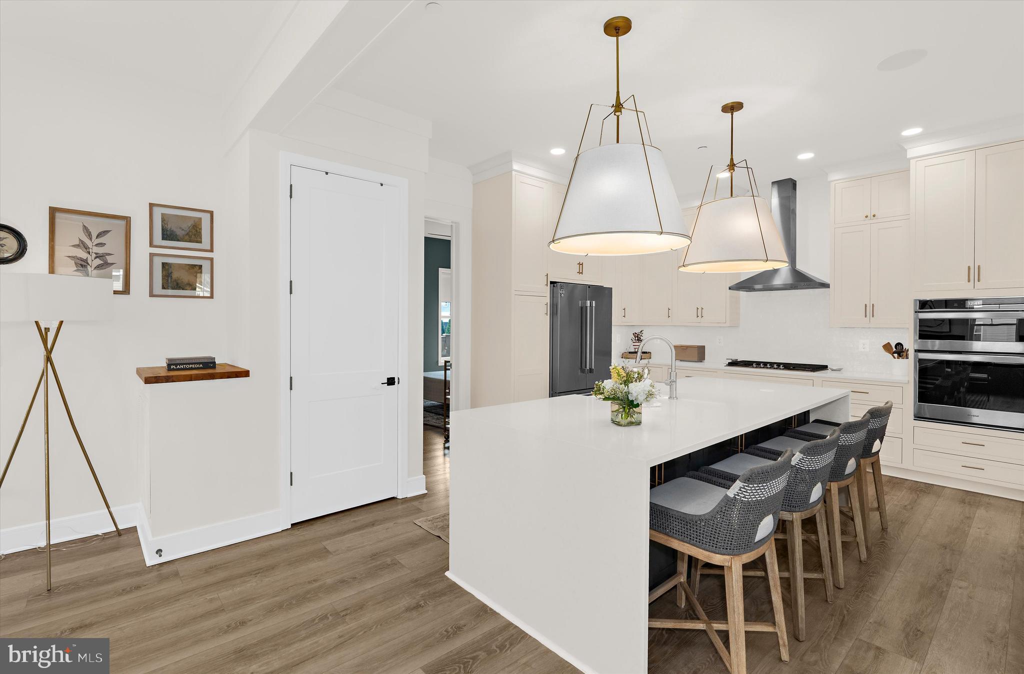 EASTON VILLAGE - Residential