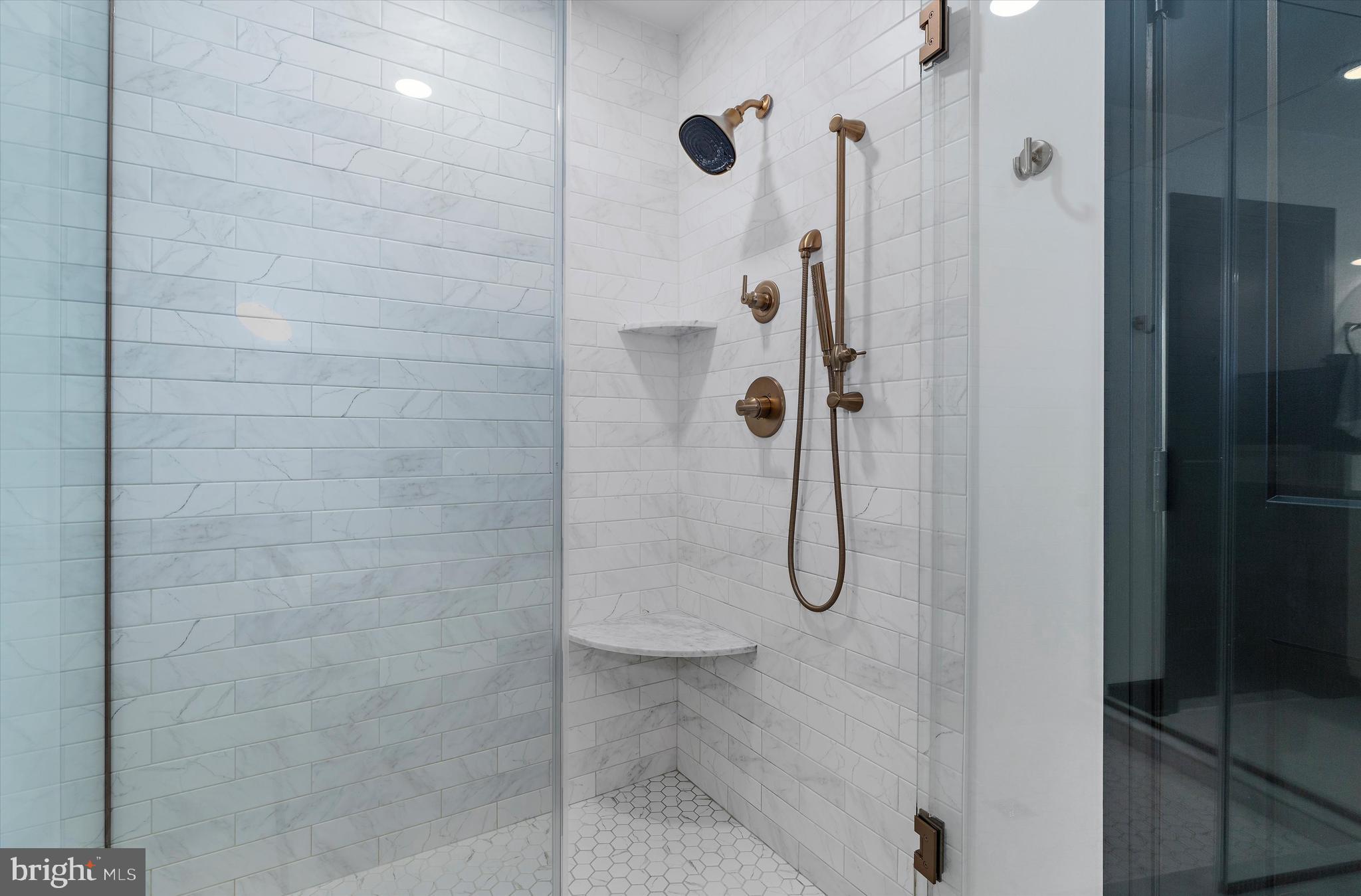 EASTON VILLAGE - Residential