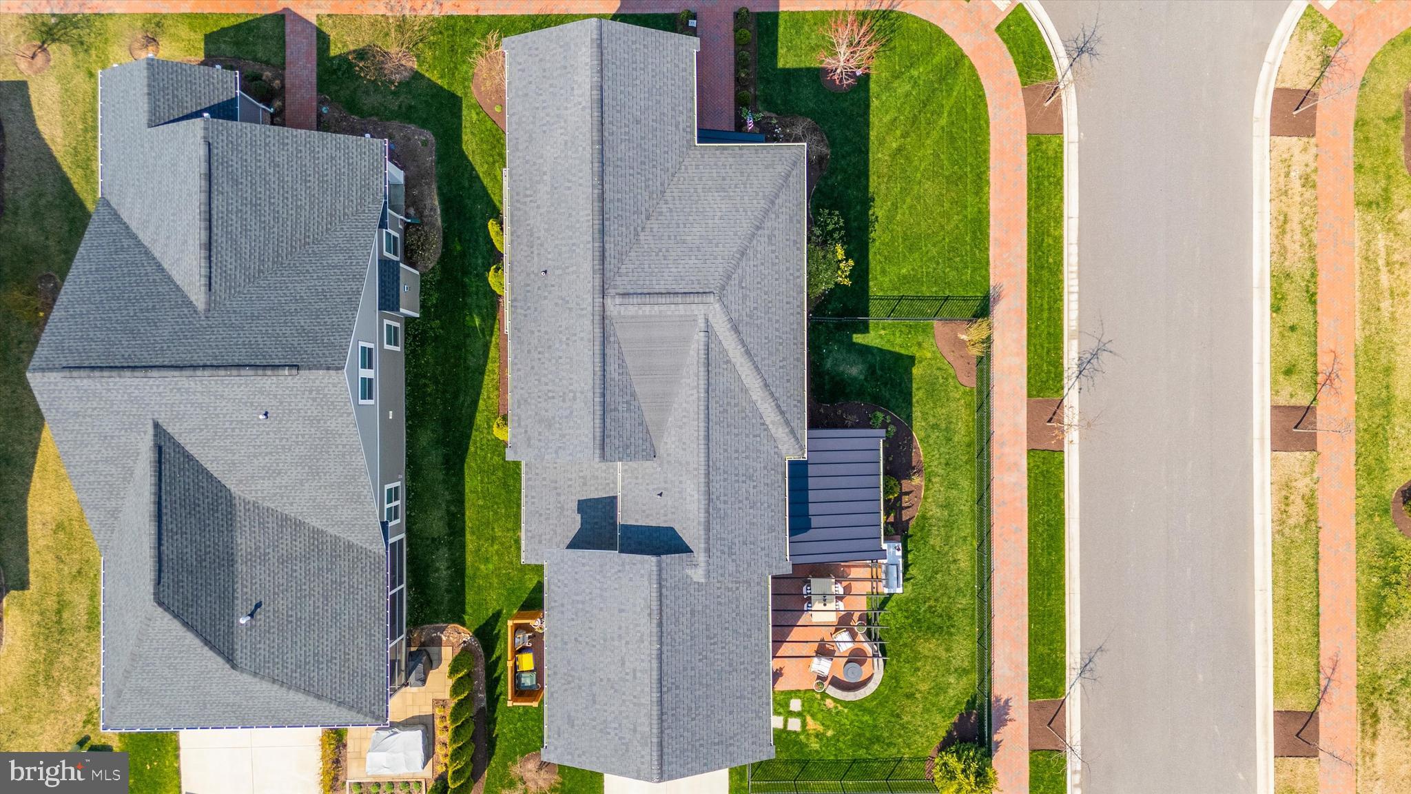 EASTON VILLAGE - Residential