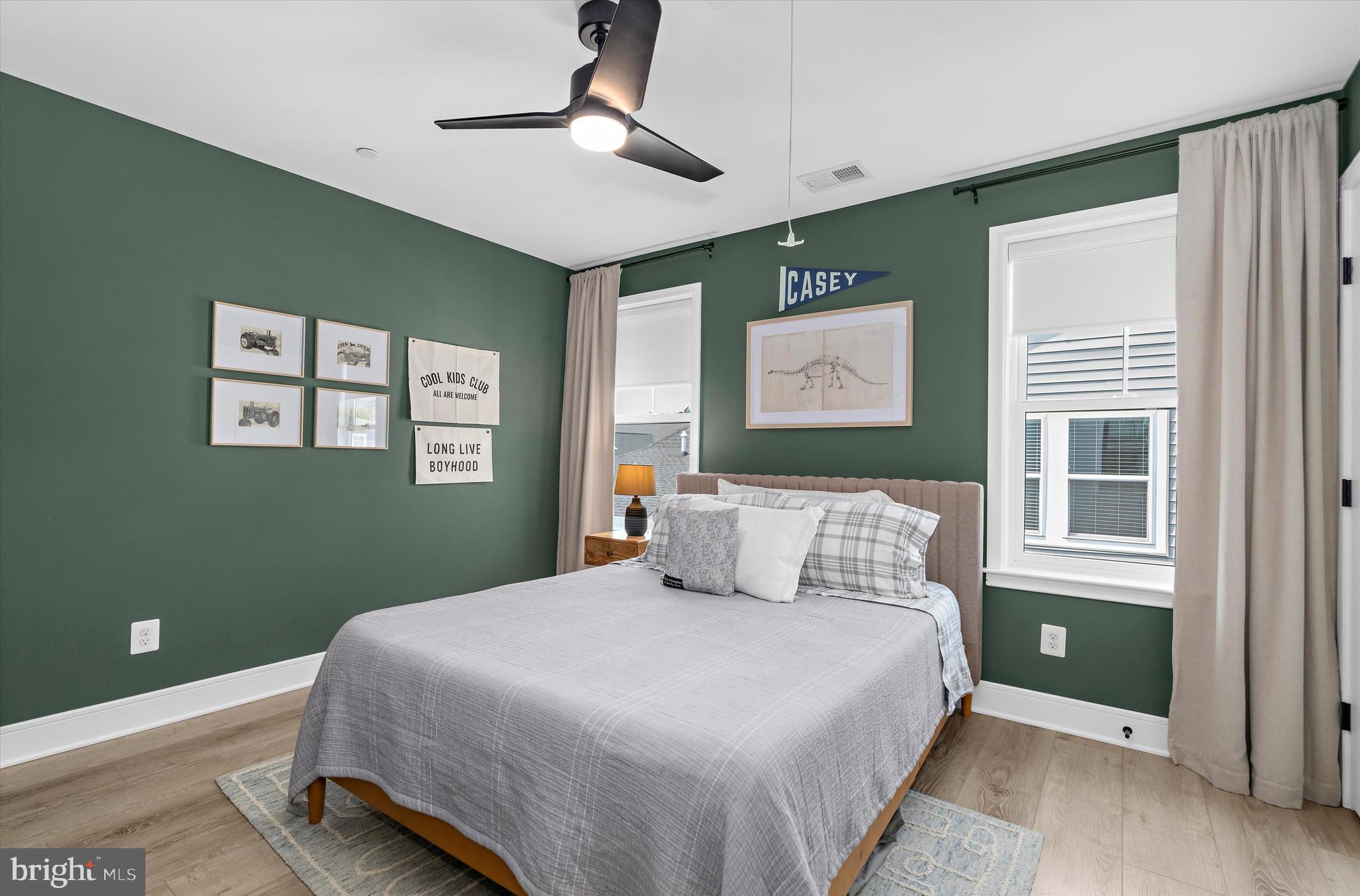 EASTON VILLAGE - Residential