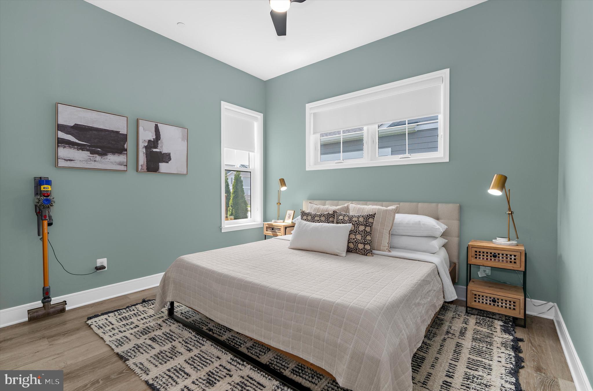 EASTON VILLAGE - Residential