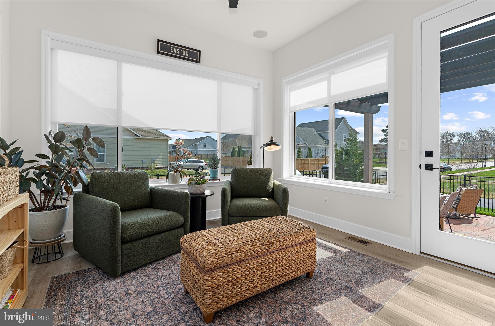 EASTON VILLAGE - Residential