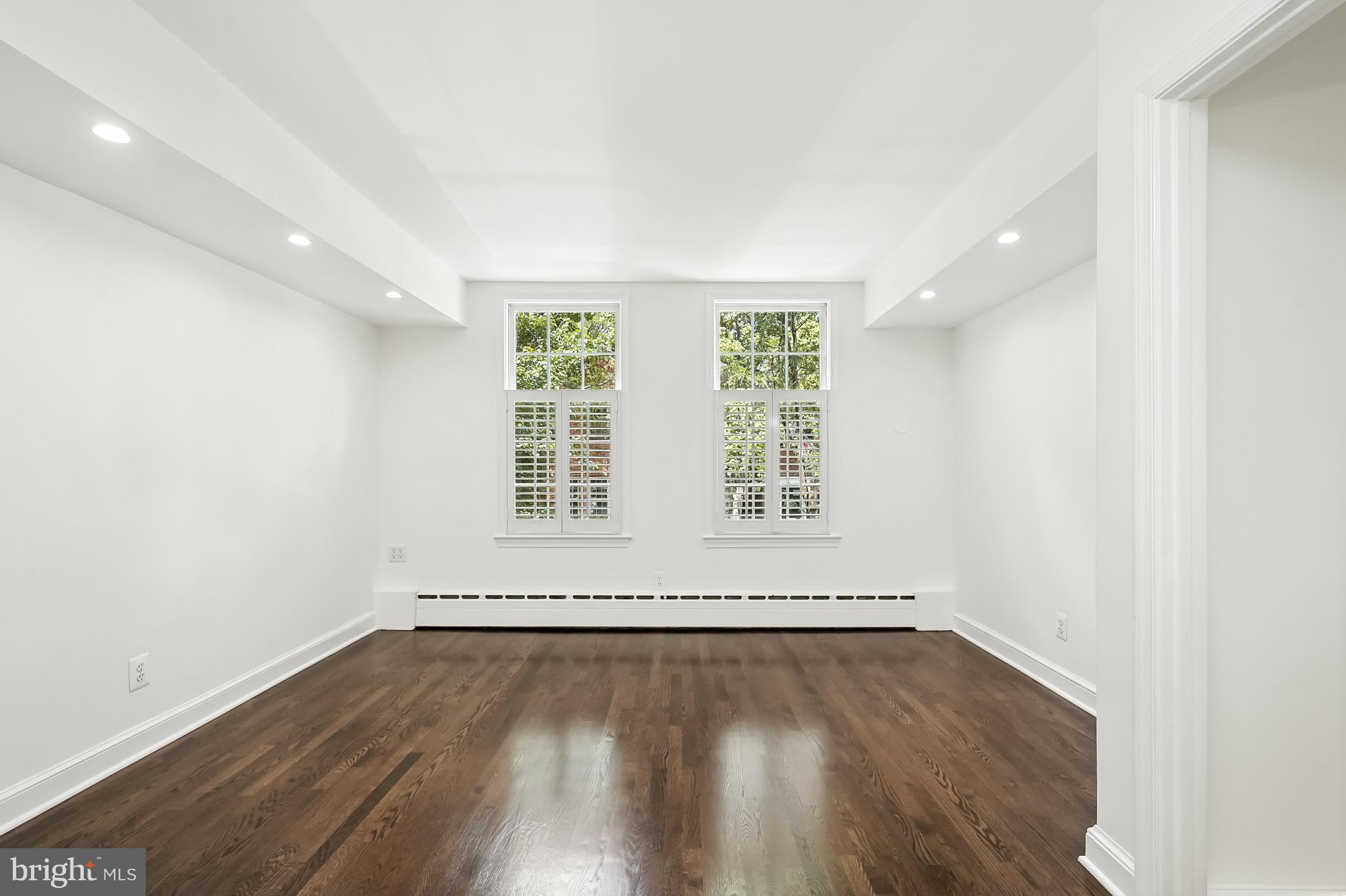 GEORGETOWN - Residential