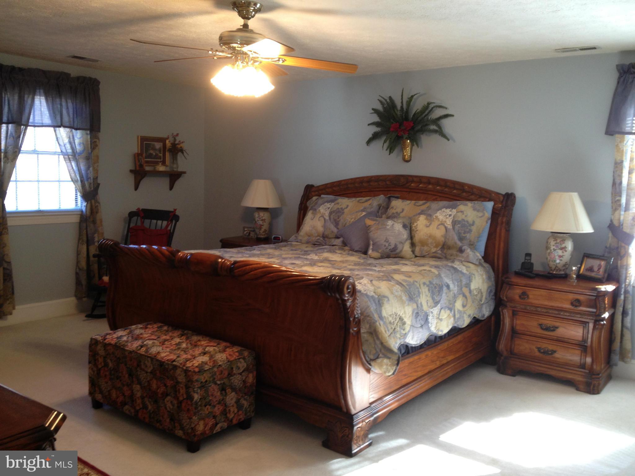 LAKE OF THE WOODS - Residential