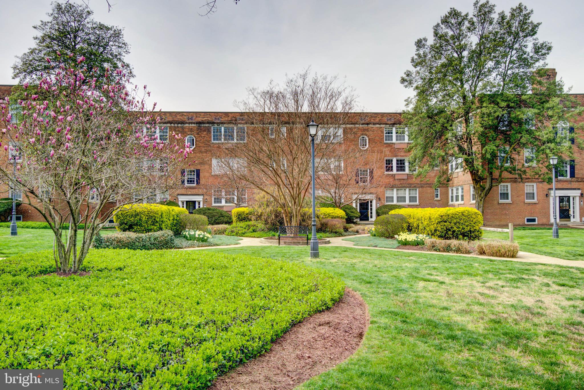 POTOWMACK CROSSING - Residential