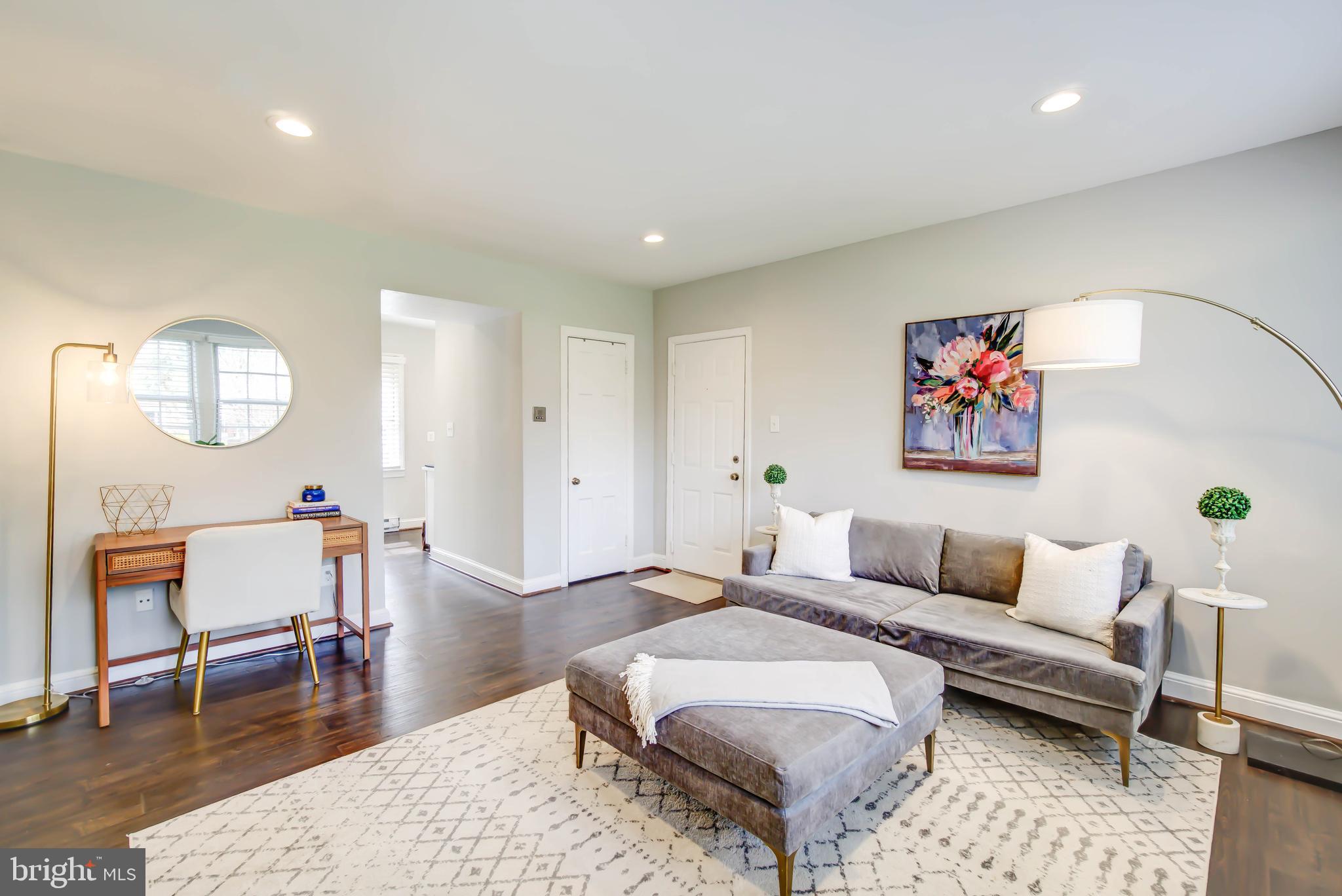 POTOWMACK CROSSING - Residential