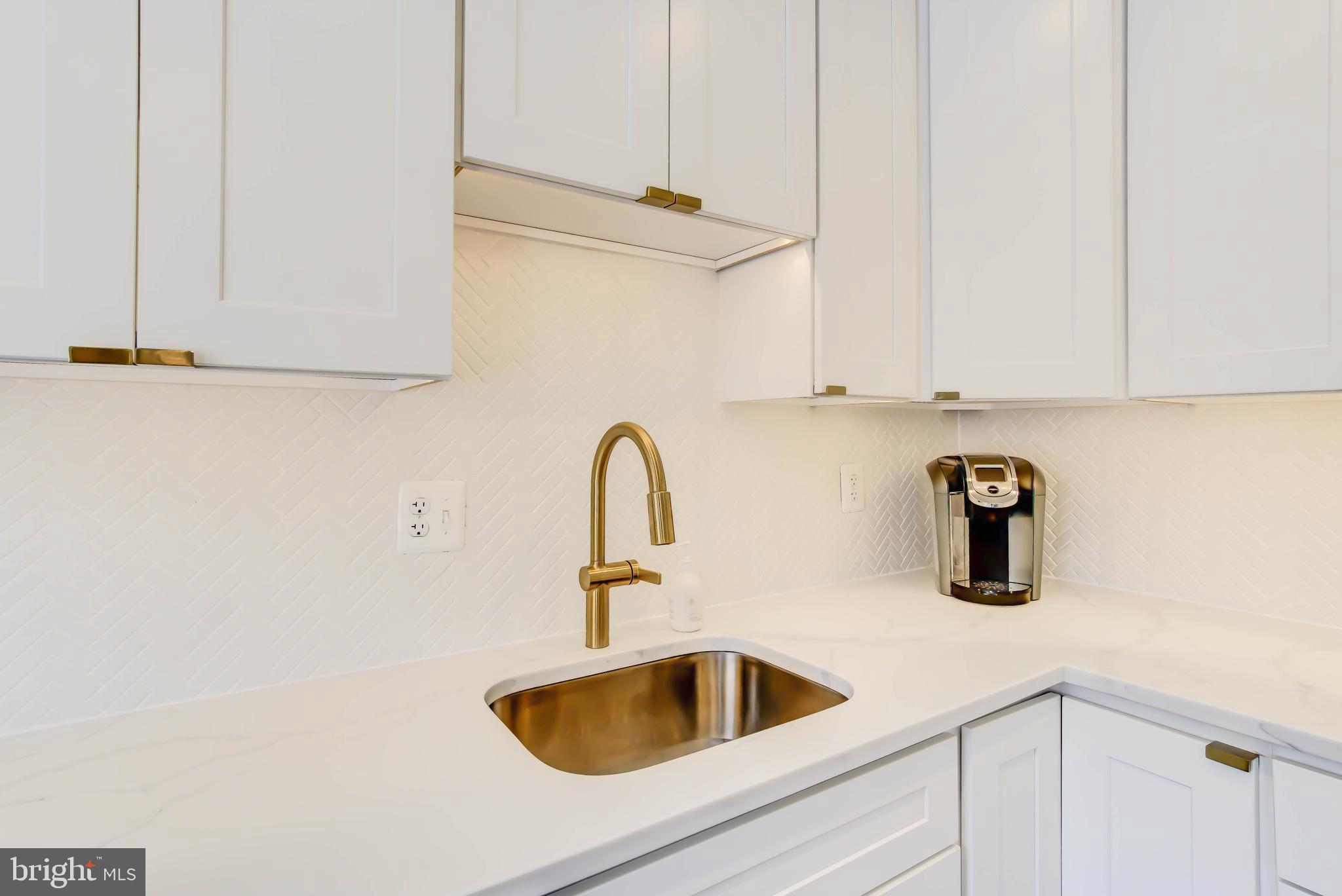 POTOWMACK CROSSING - Residential