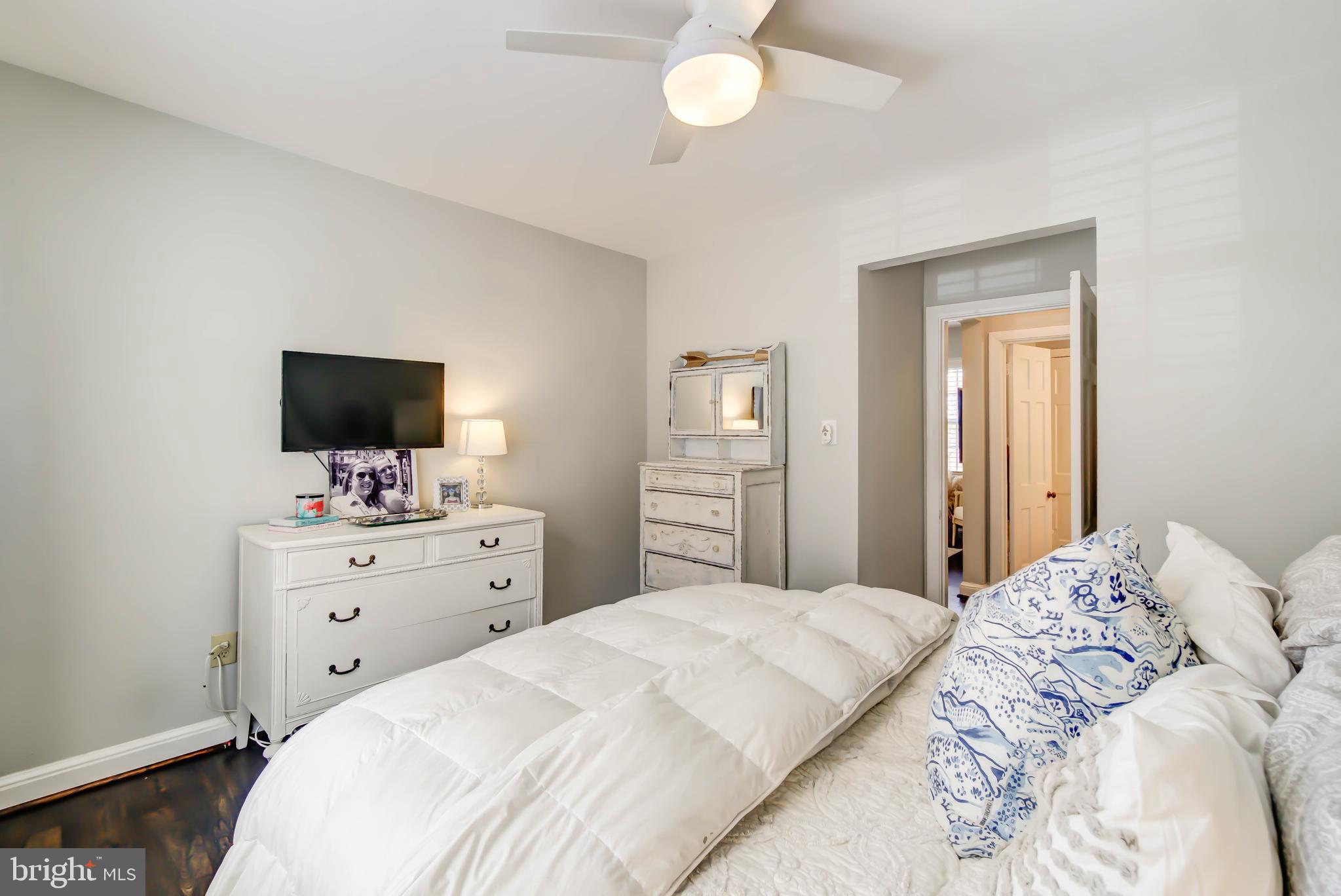 POTOWMACK CROSSING - Residential